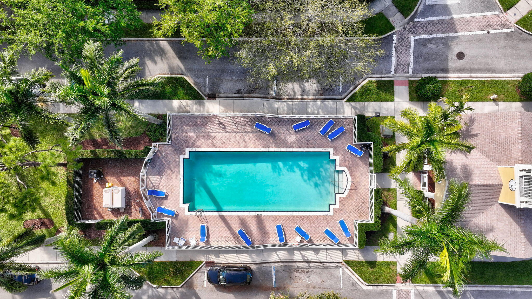 110 E Pigeon Plum Drive