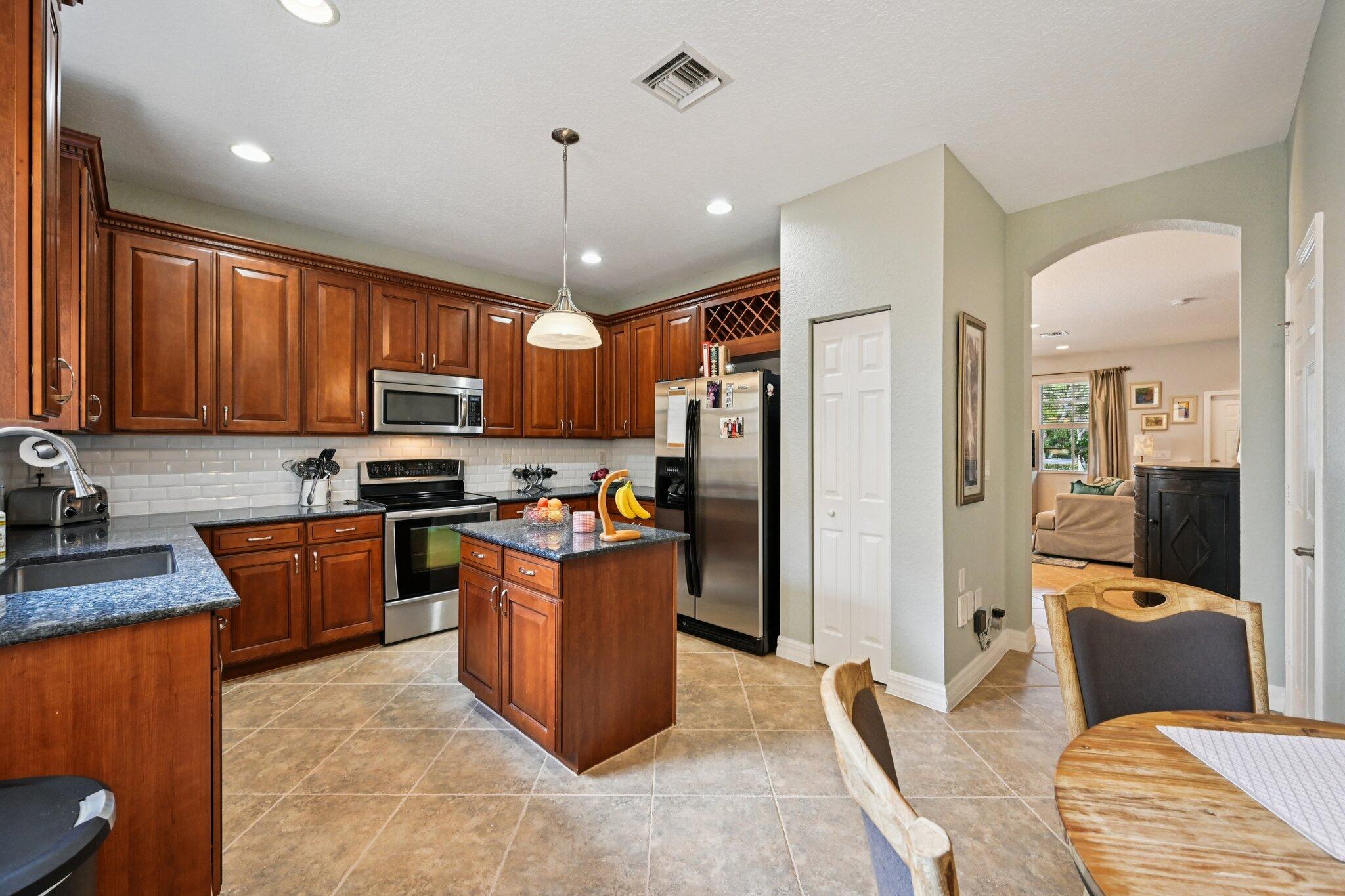 110 E Pigeon Plum Drive