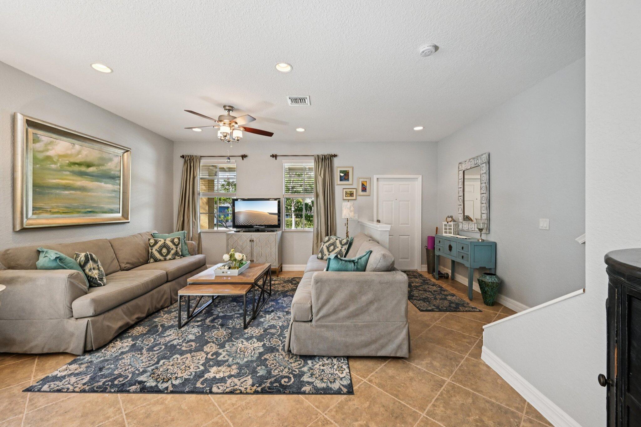 110 E Pigeon Plum Drive
