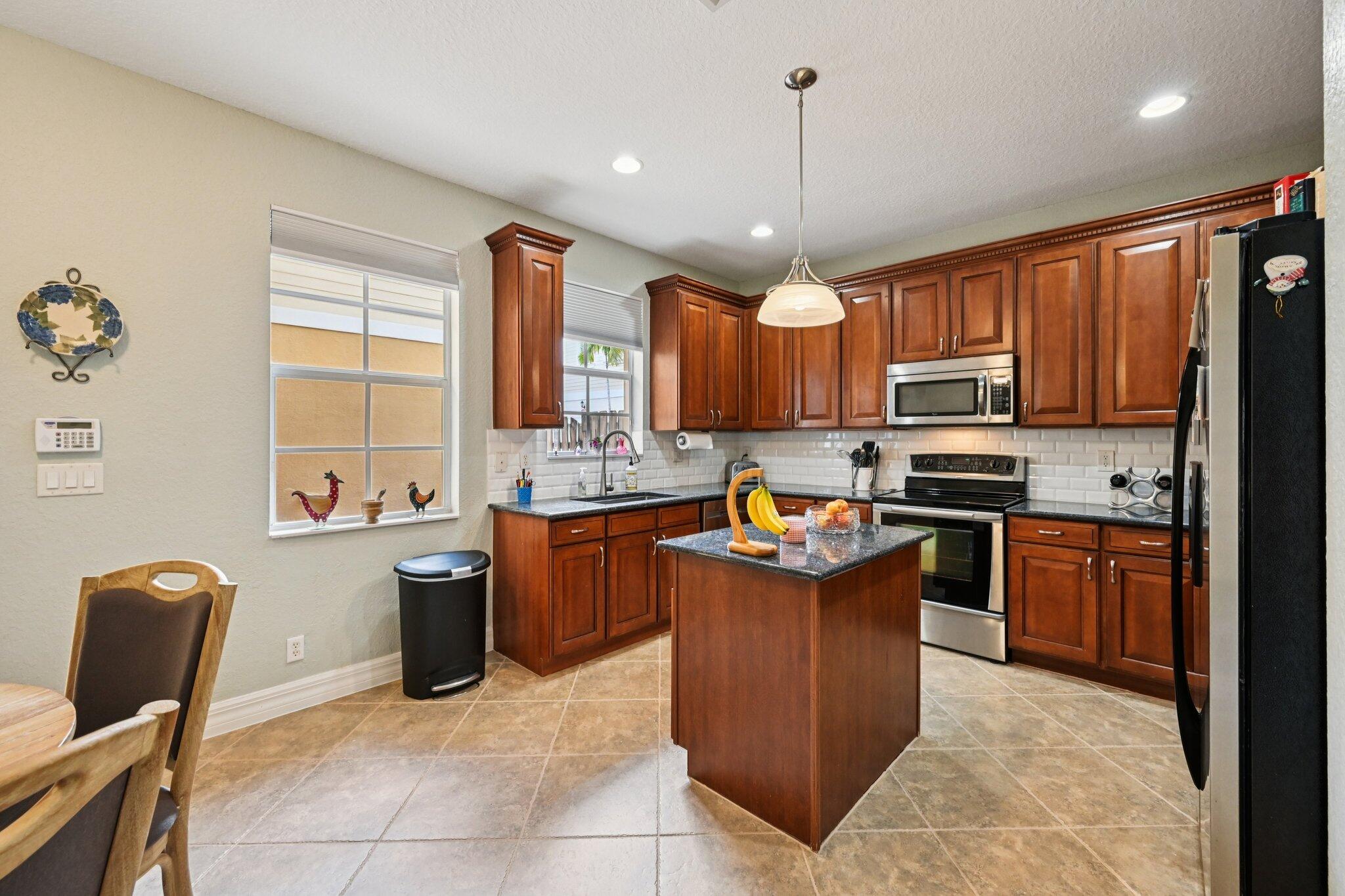 110 E Pigeon Plum Drive