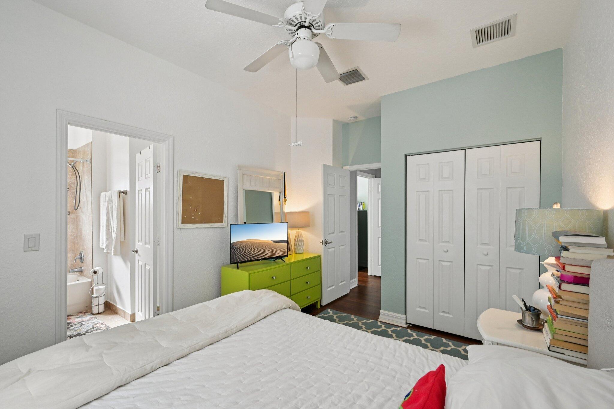 110 E Pigeon Plum Drive