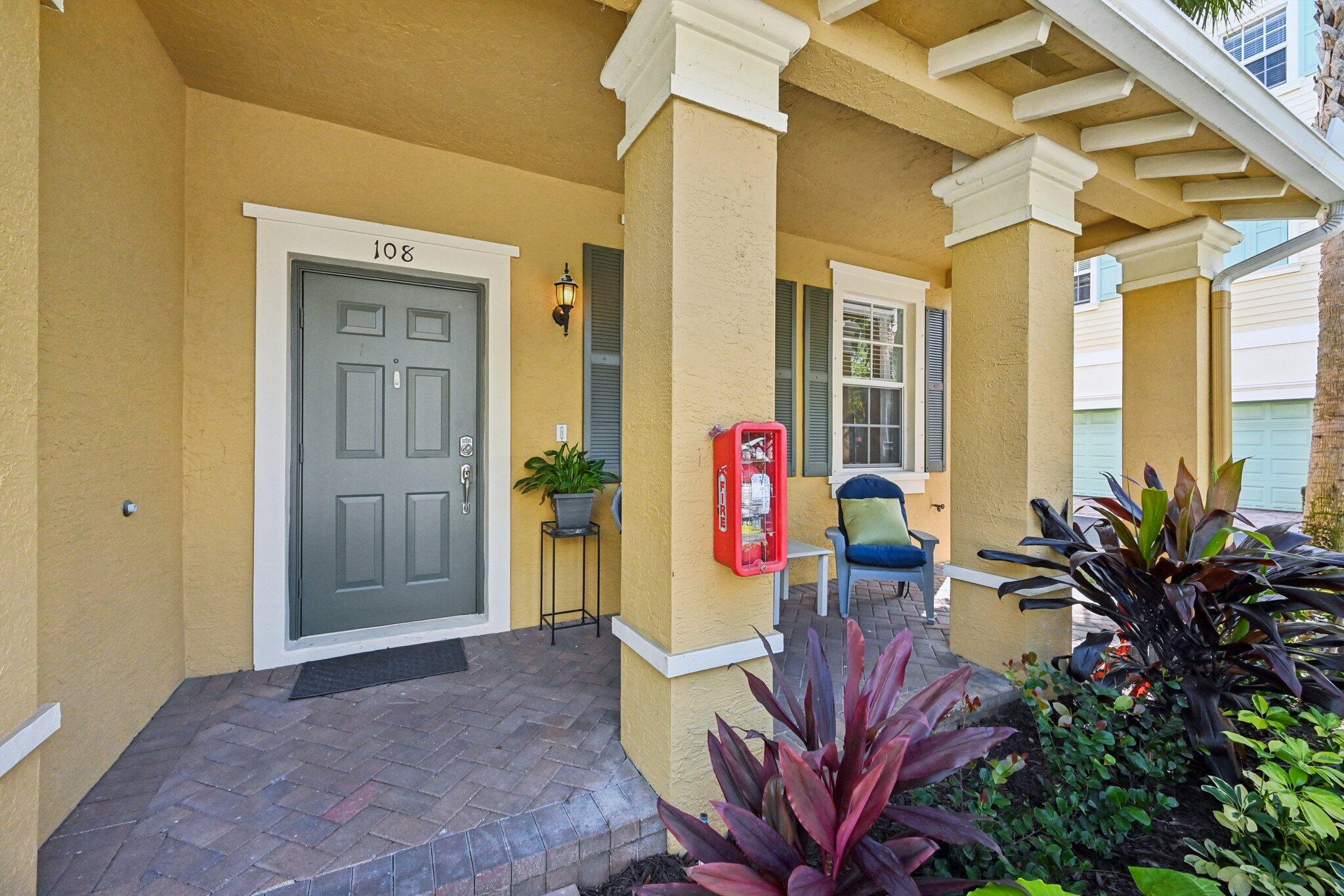 110 E Pigeon Plum Drive