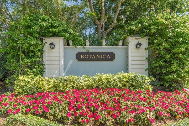 110 E Pigeon Plum Drive