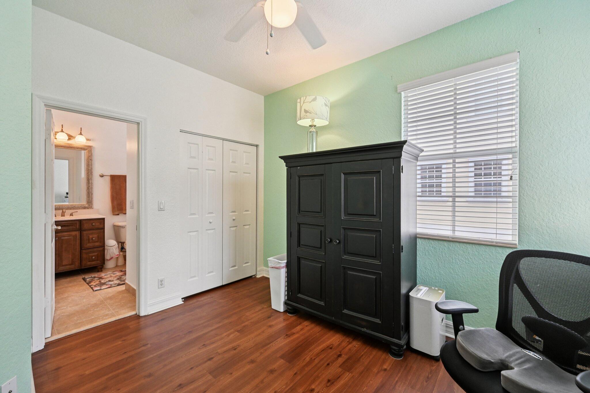 110 E Pigeon Plum Drive