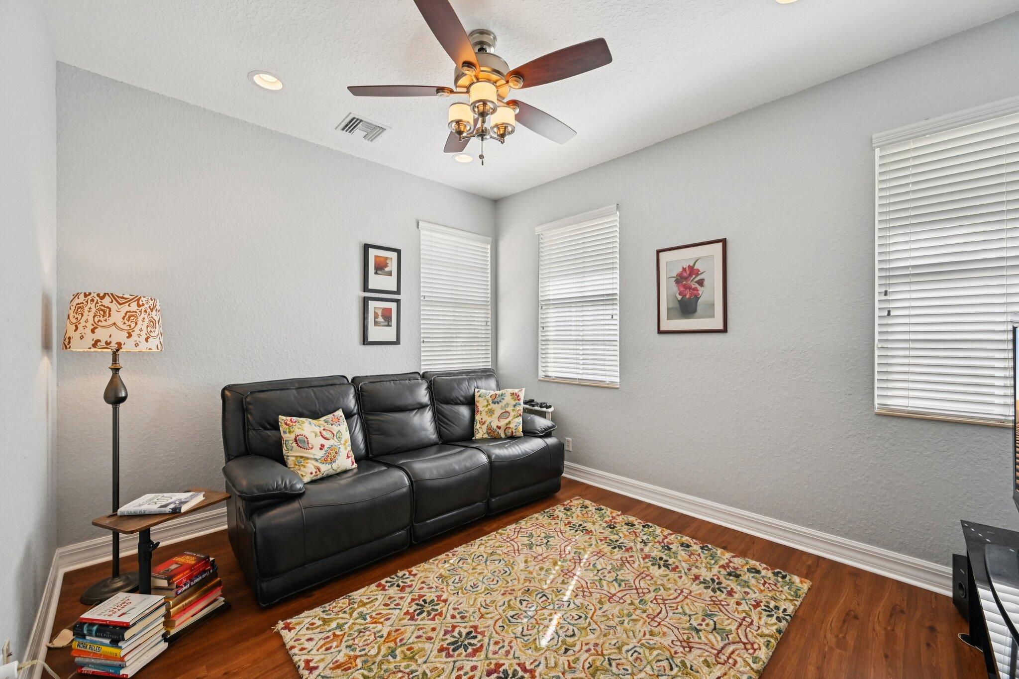 110 E Pigeon Plum Drive