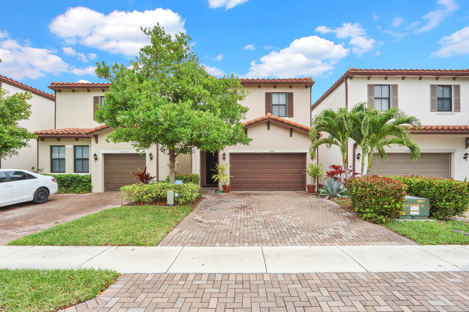 3010 King Palm Way
