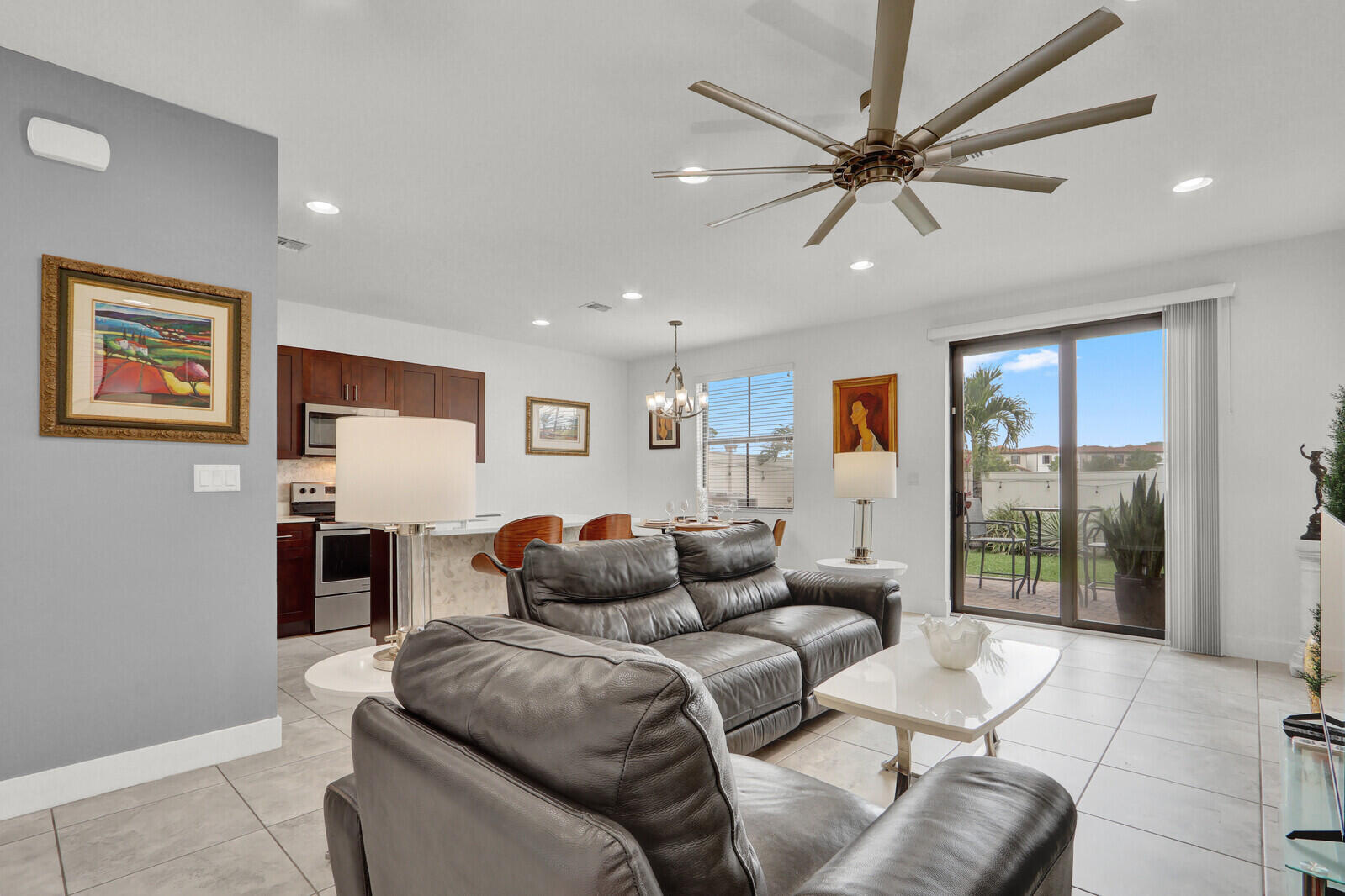 3010 King Palm Way