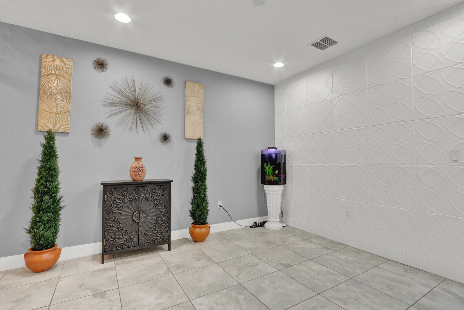3010 King Palm Way