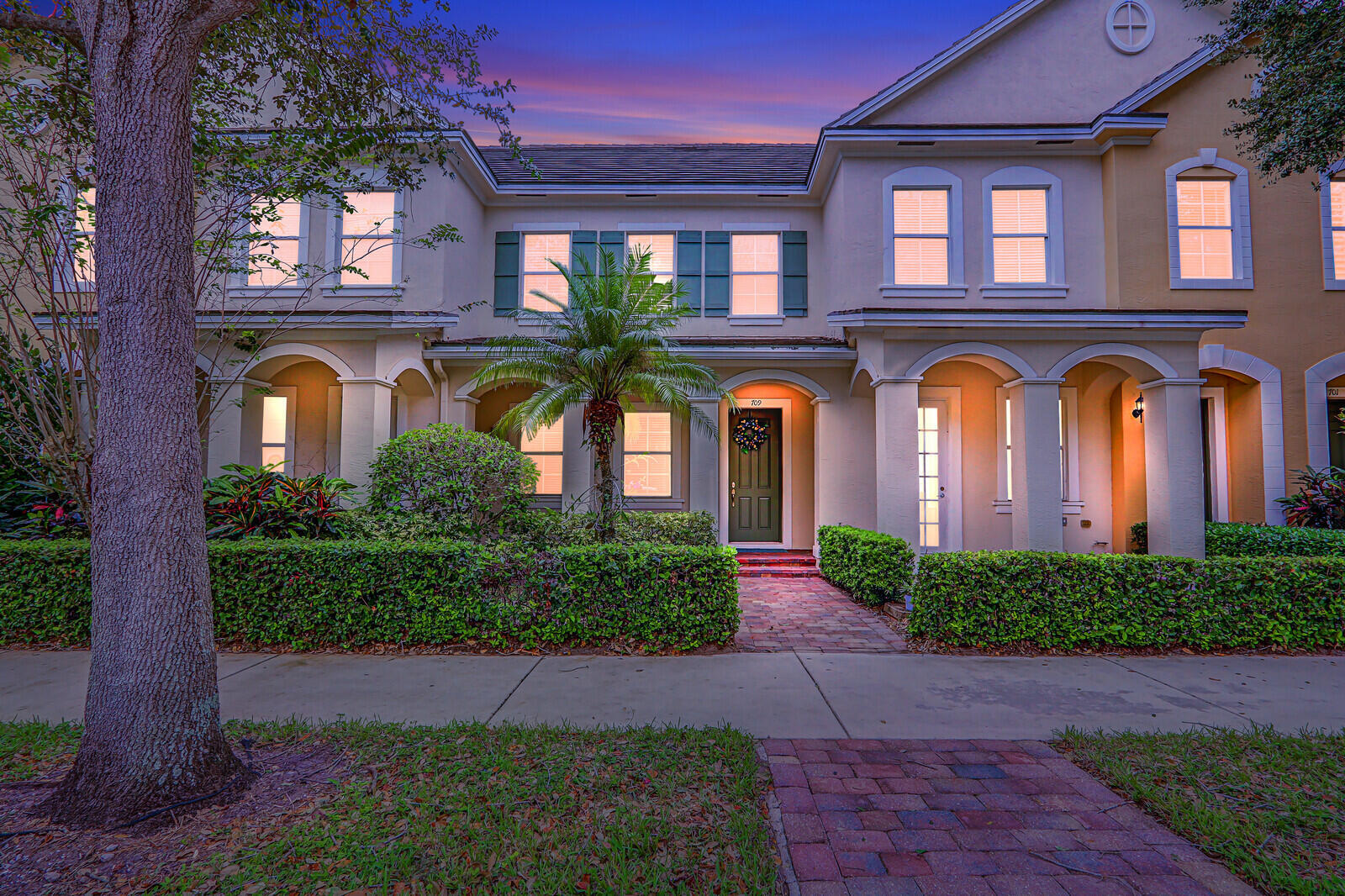 709 Dakota Drive