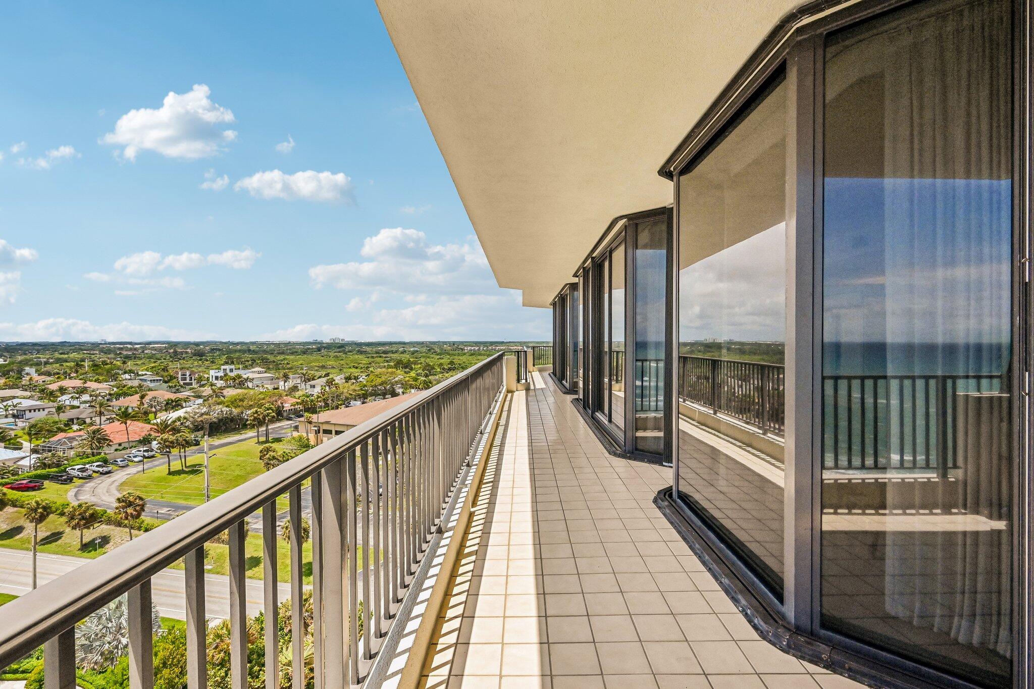 800 Ocean Drive 1105