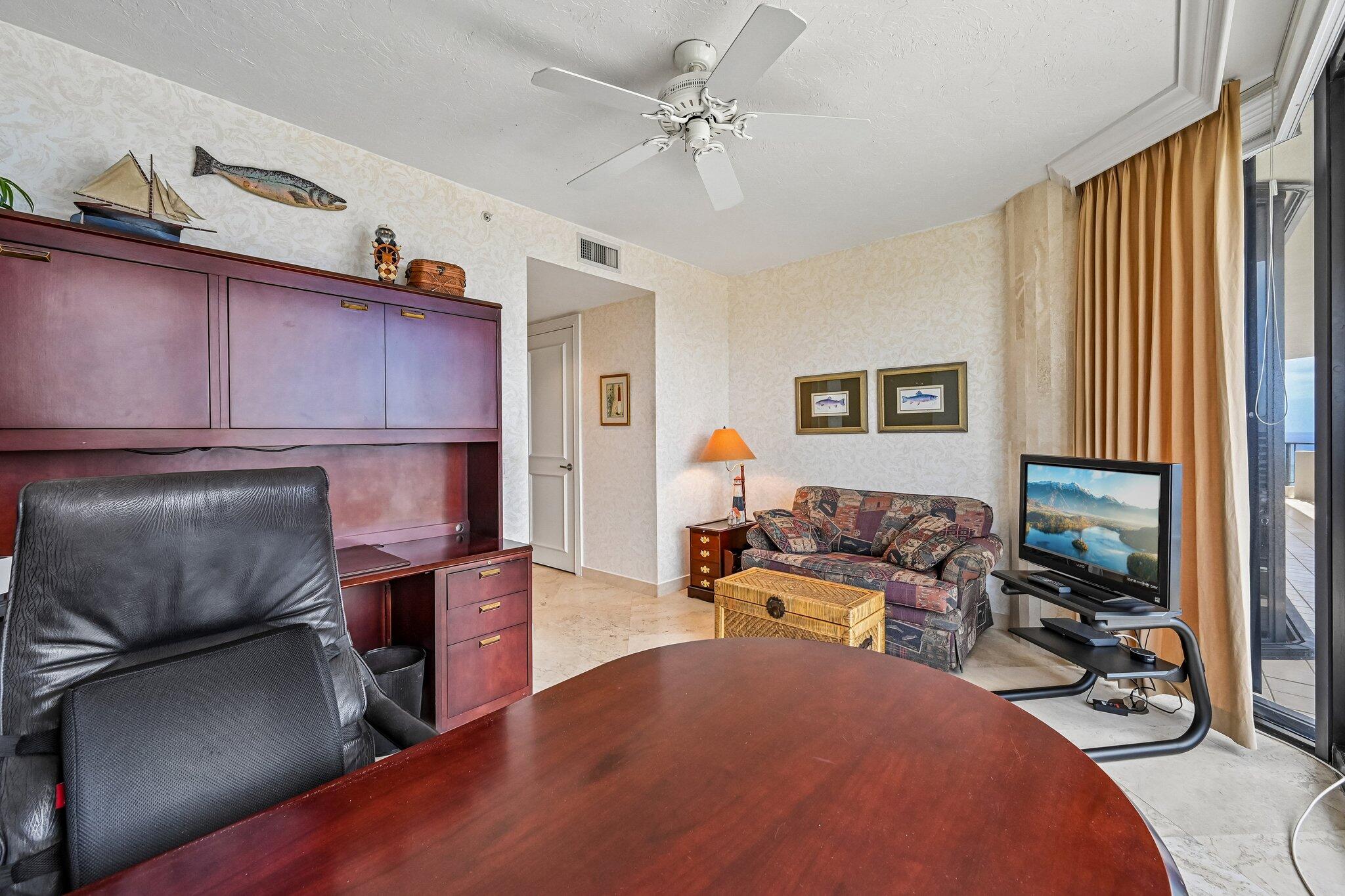 800 Ocean Drive 1105
