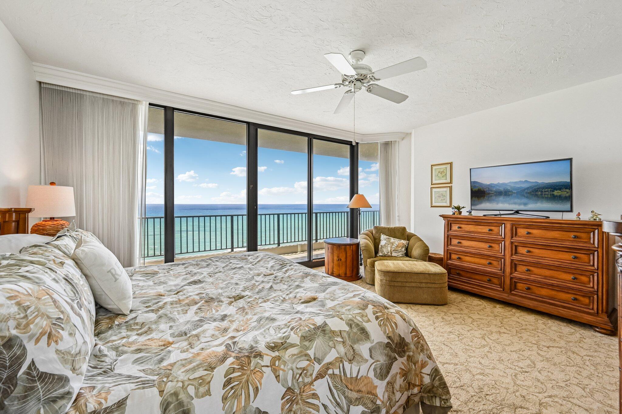 800 Ocean Drive 1105