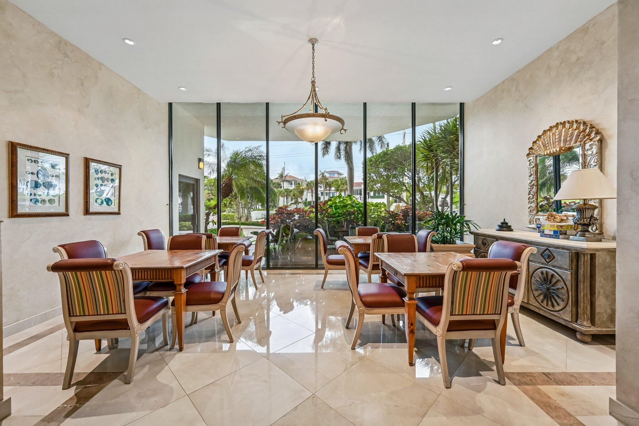 800 Ocean Drive 1105