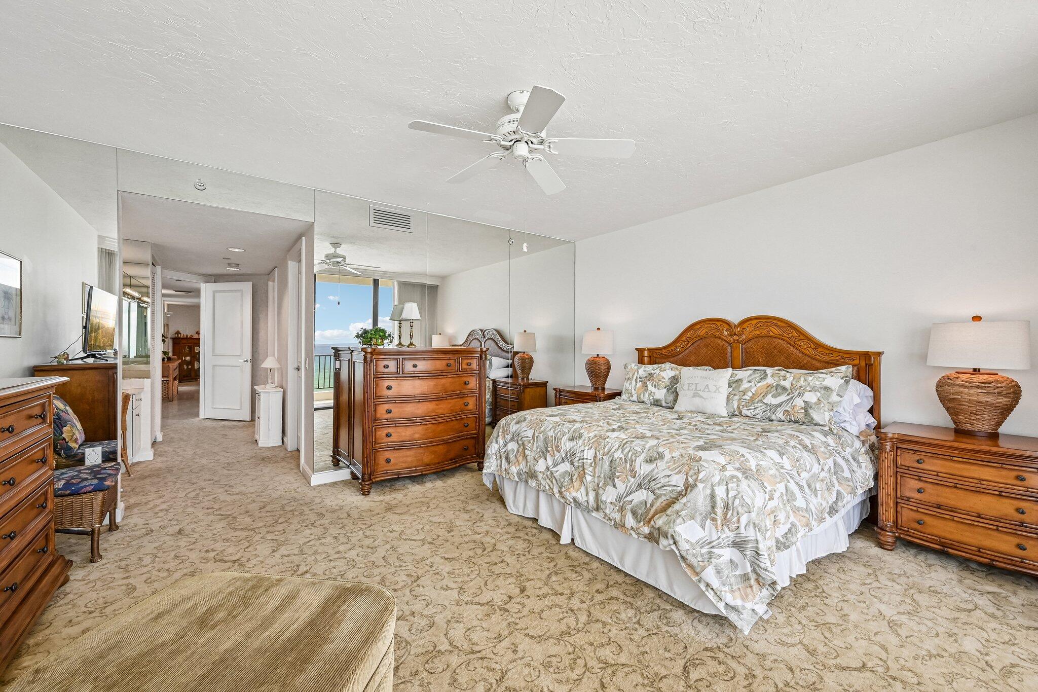 800 Ocean Drive 1105