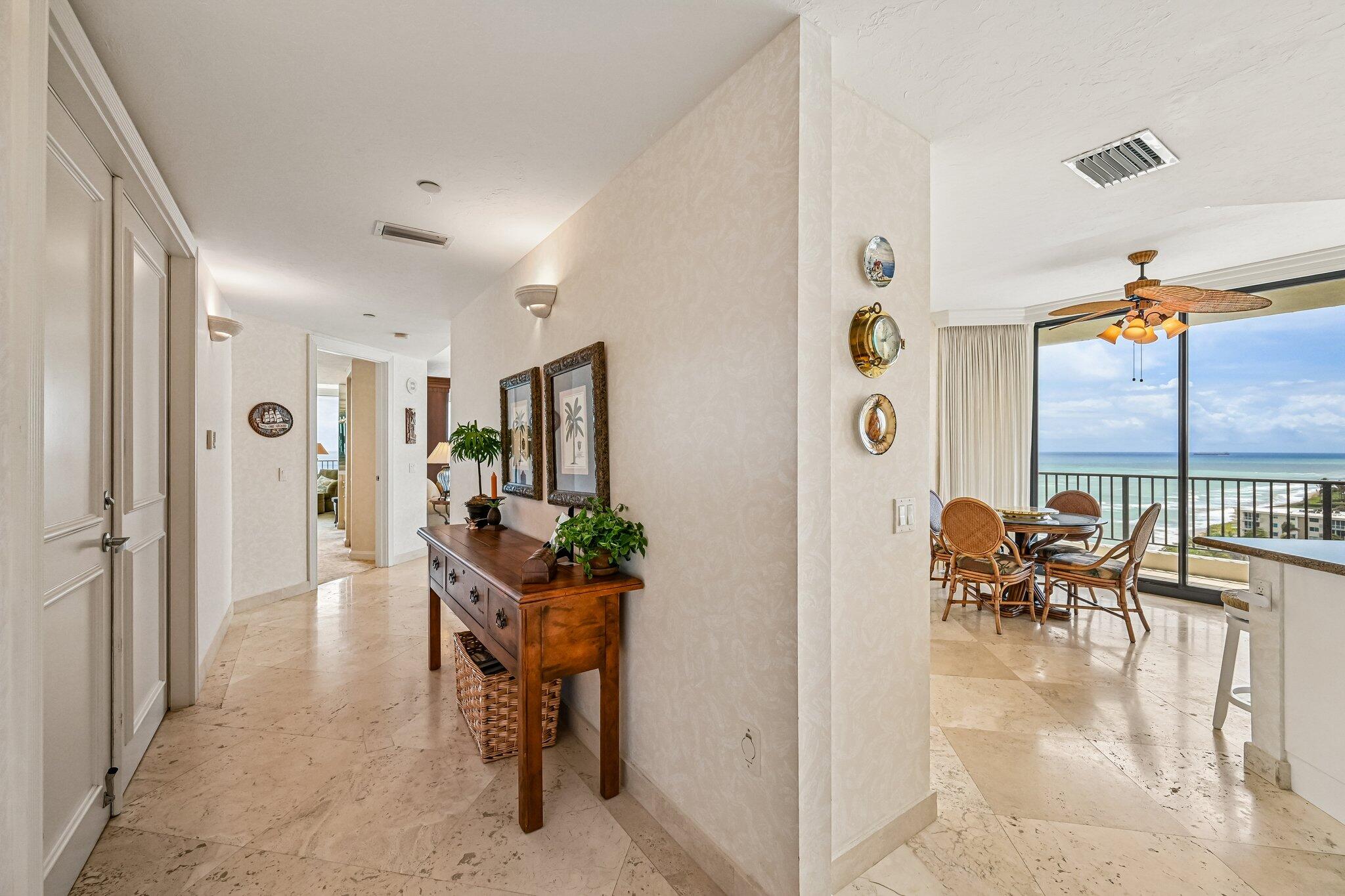800 Ocean Drive 1105
