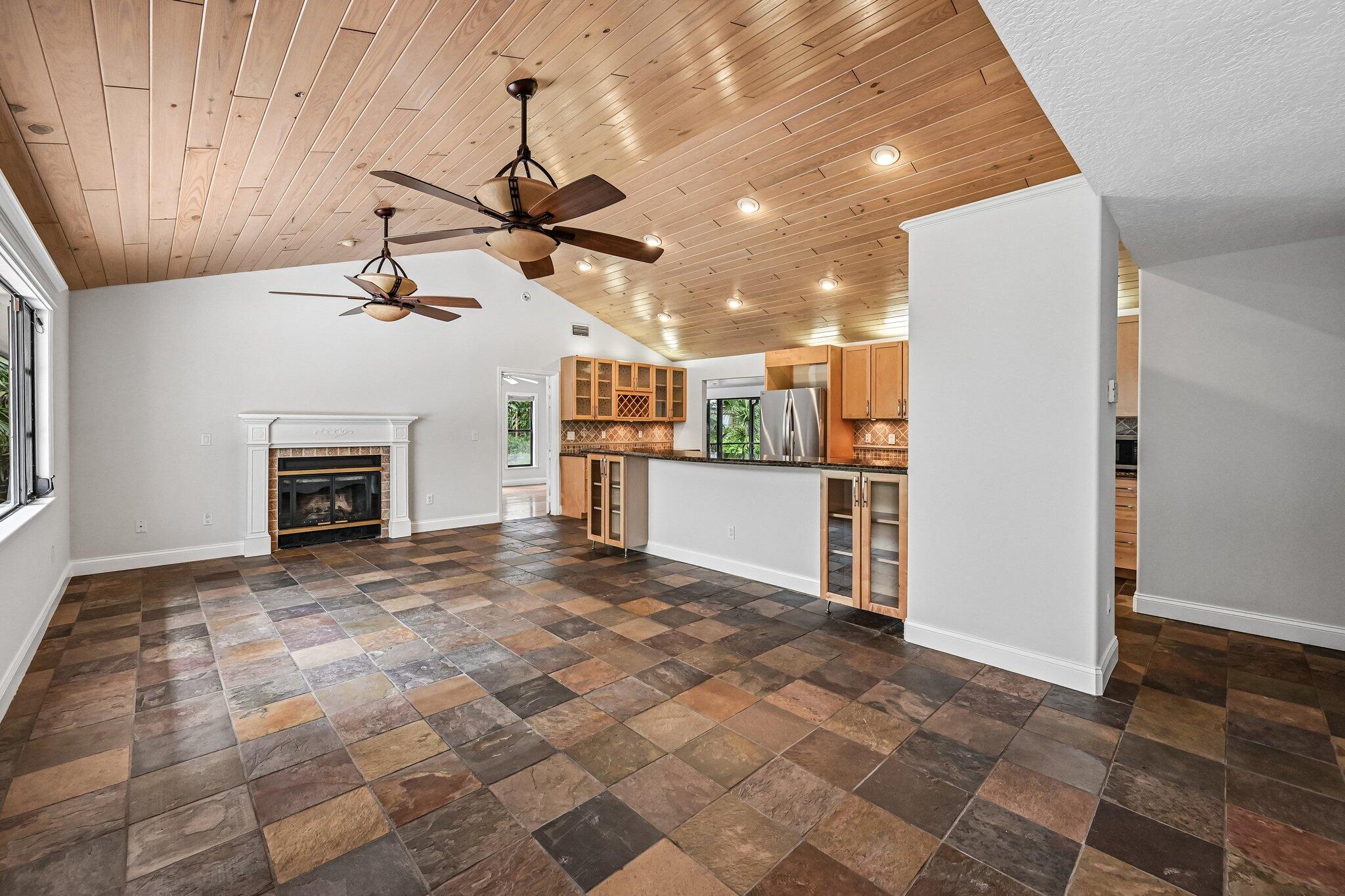 16700 96th Terrace N