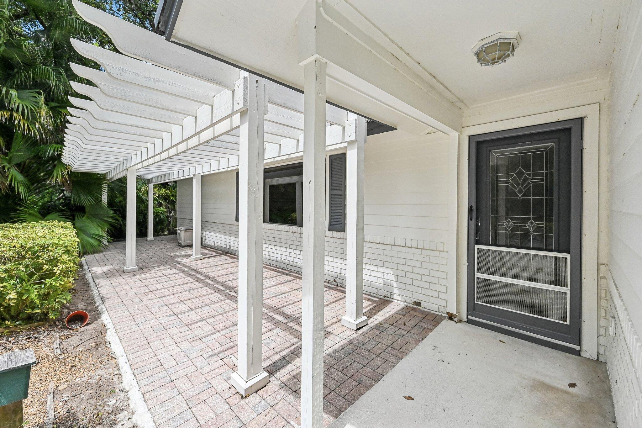16700 96th Terrace N