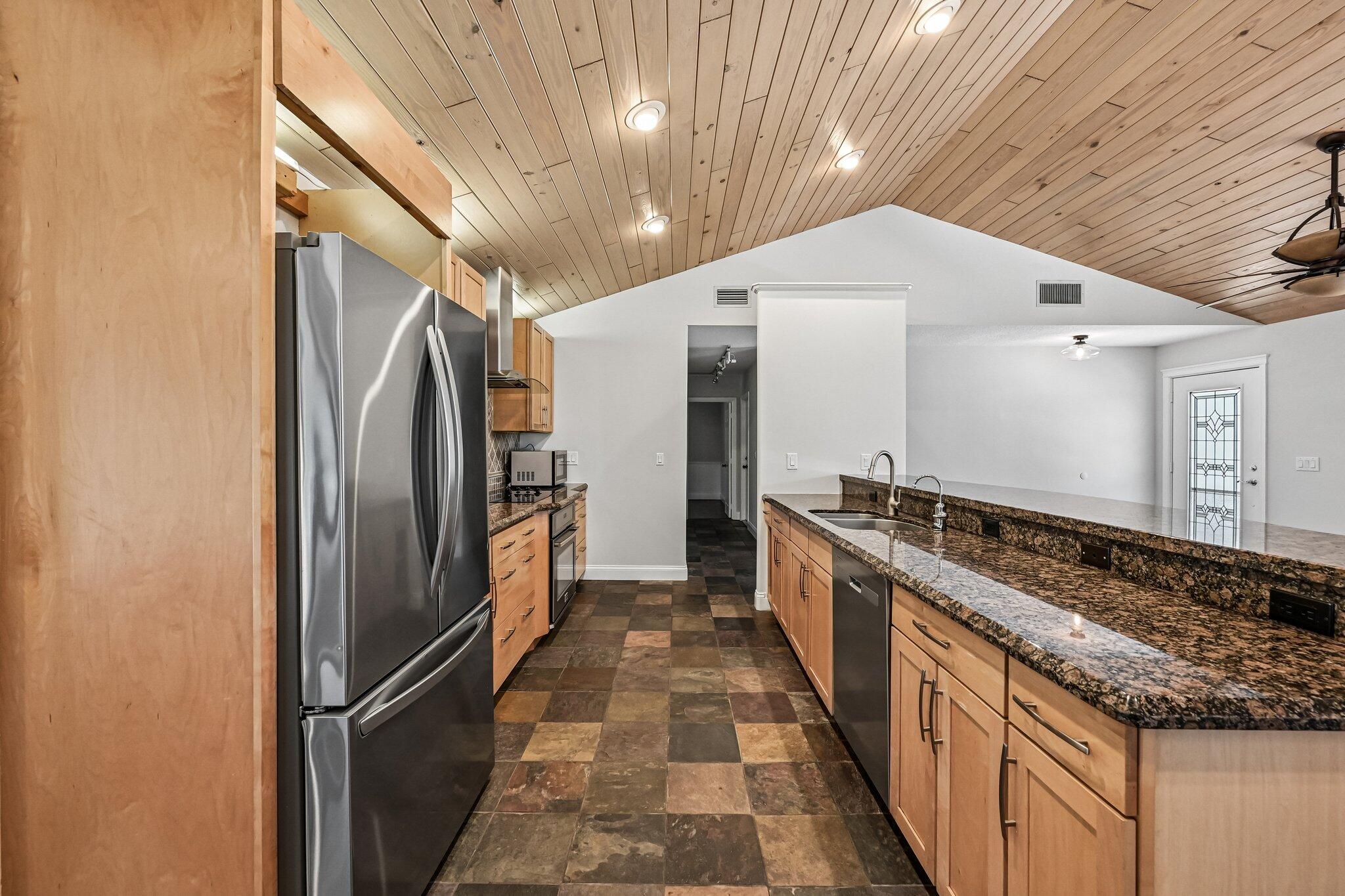 16700 96th Terrace N