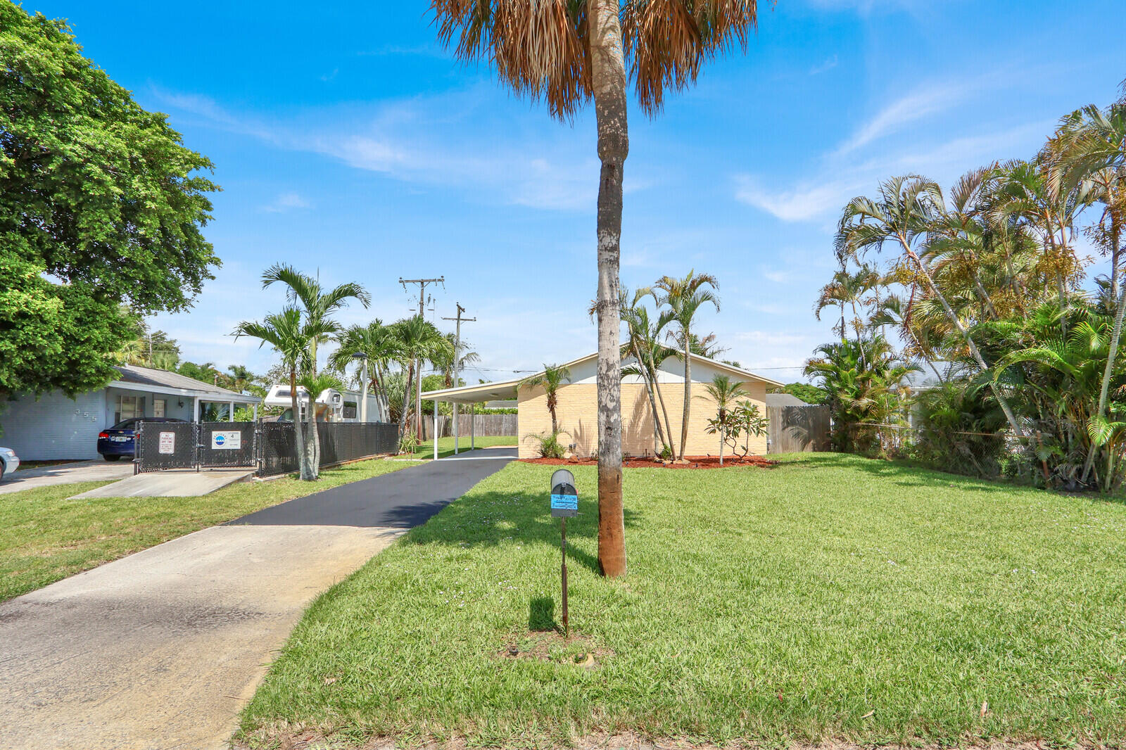 357 Garden Boulevard