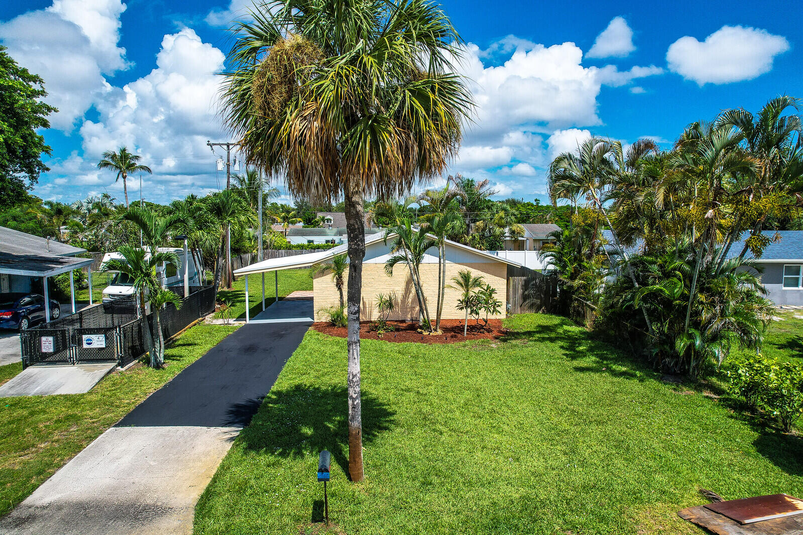357 Garden Boulevard