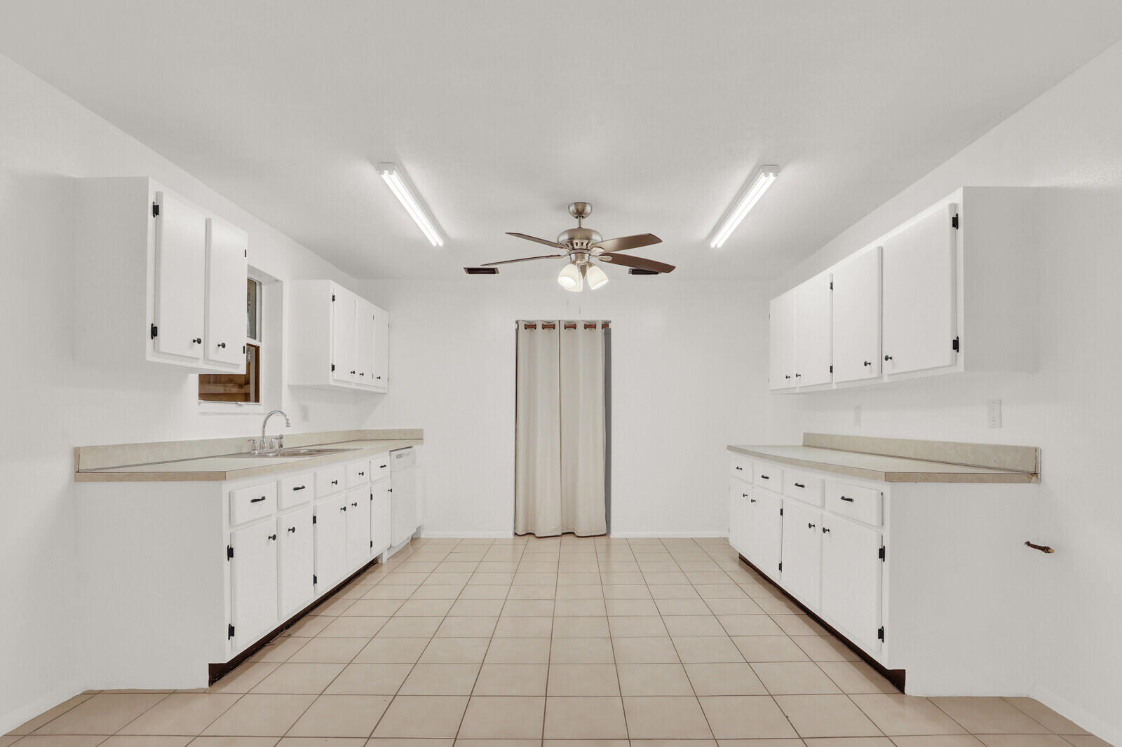 357 Garden Boulevard