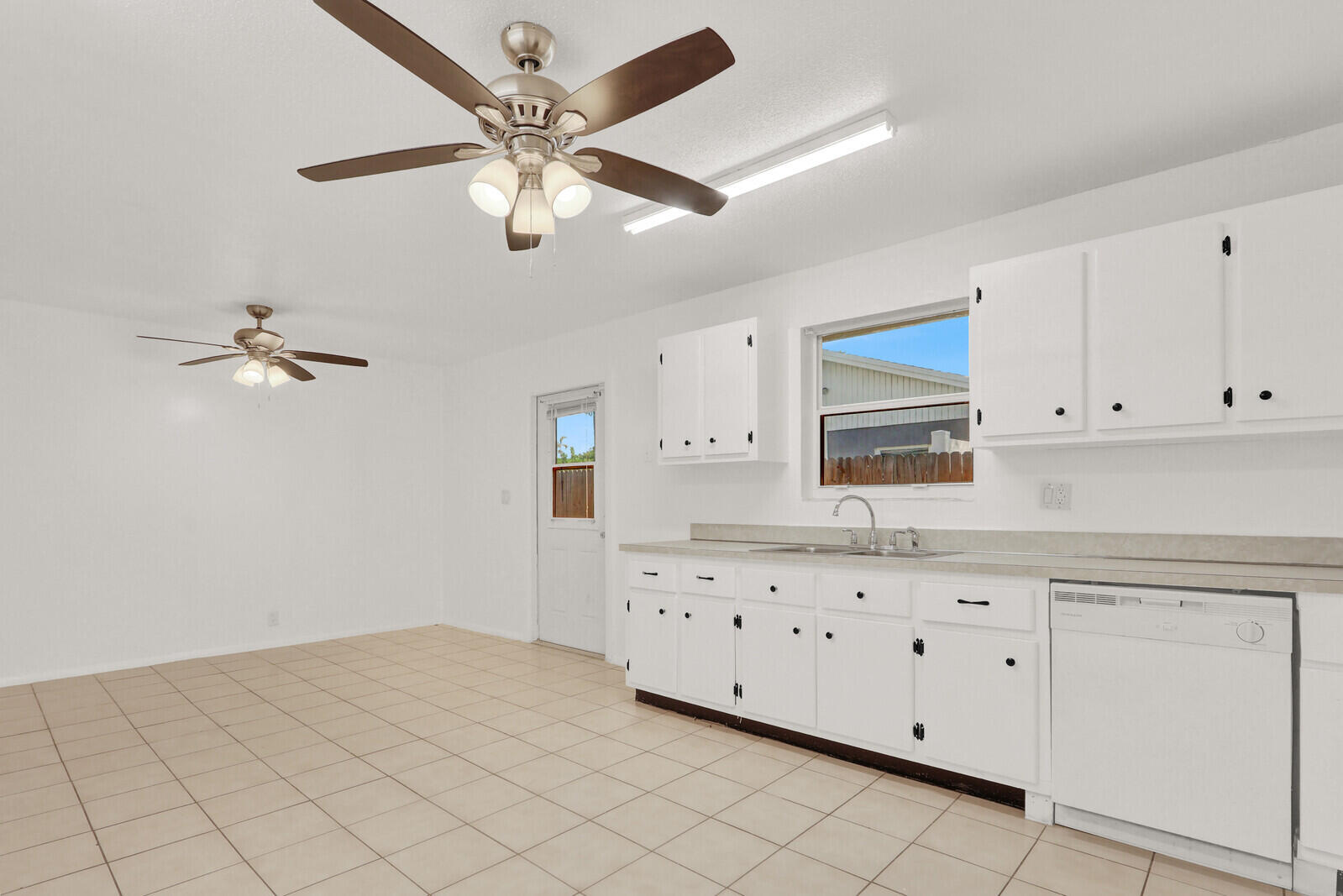 357 Garden Boulevard