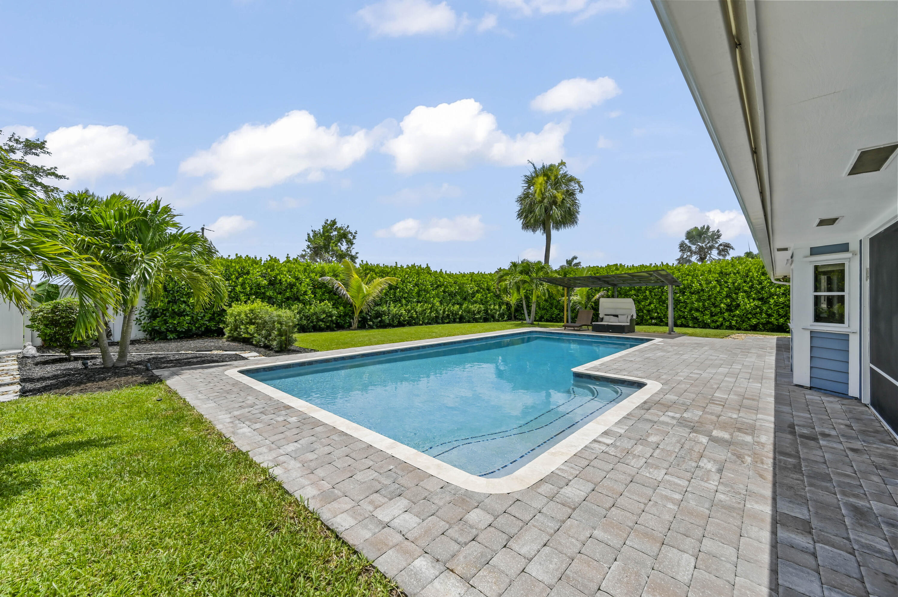 1102 Kriss Lane
