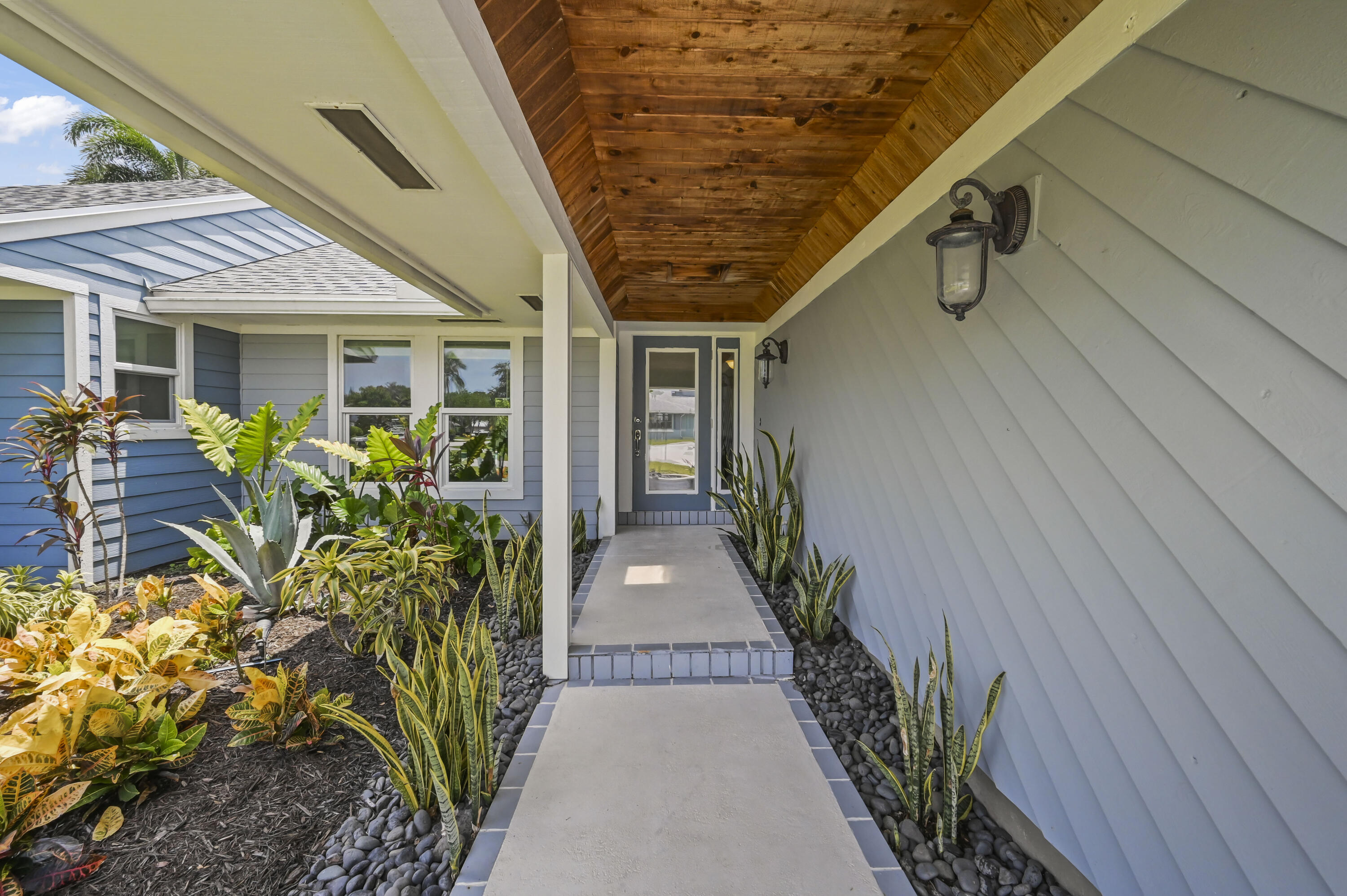 1102 Kriss Lane