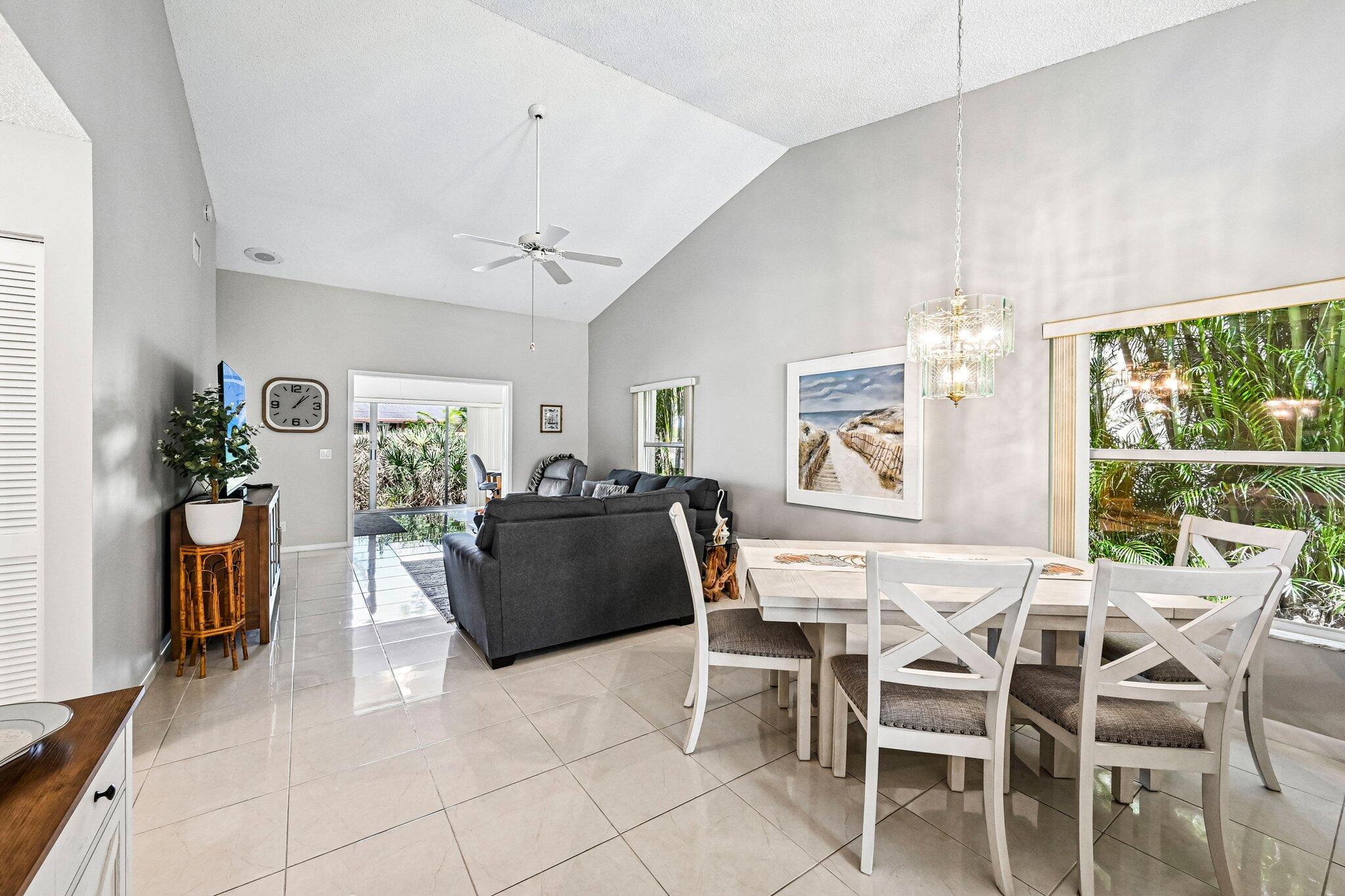 10843 SE SEA PINES Circle