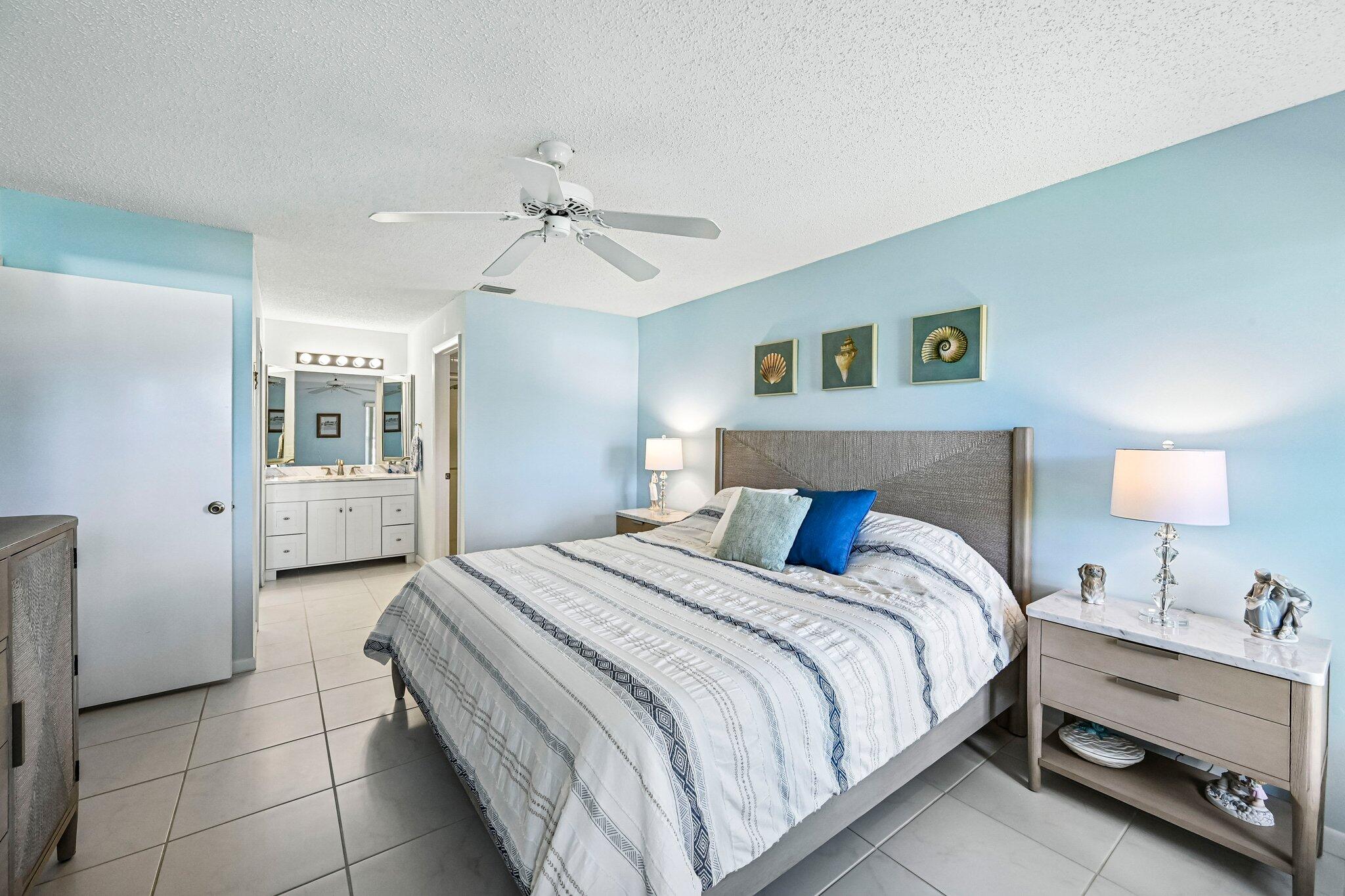 10843 SE SEA PINES Circle