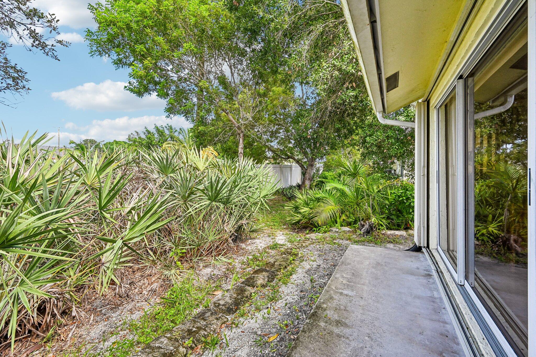 10843 SE SEA PINES Circle