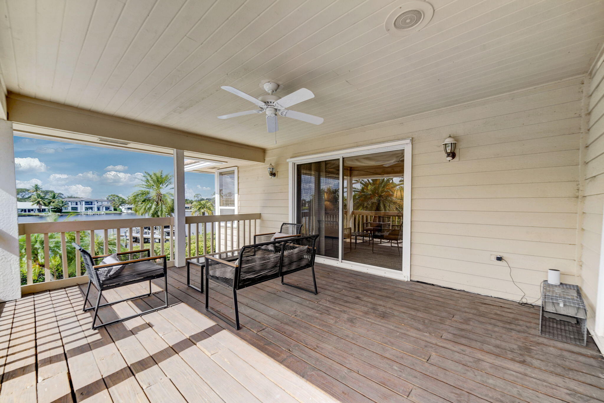 18761 SE River Ridge Road