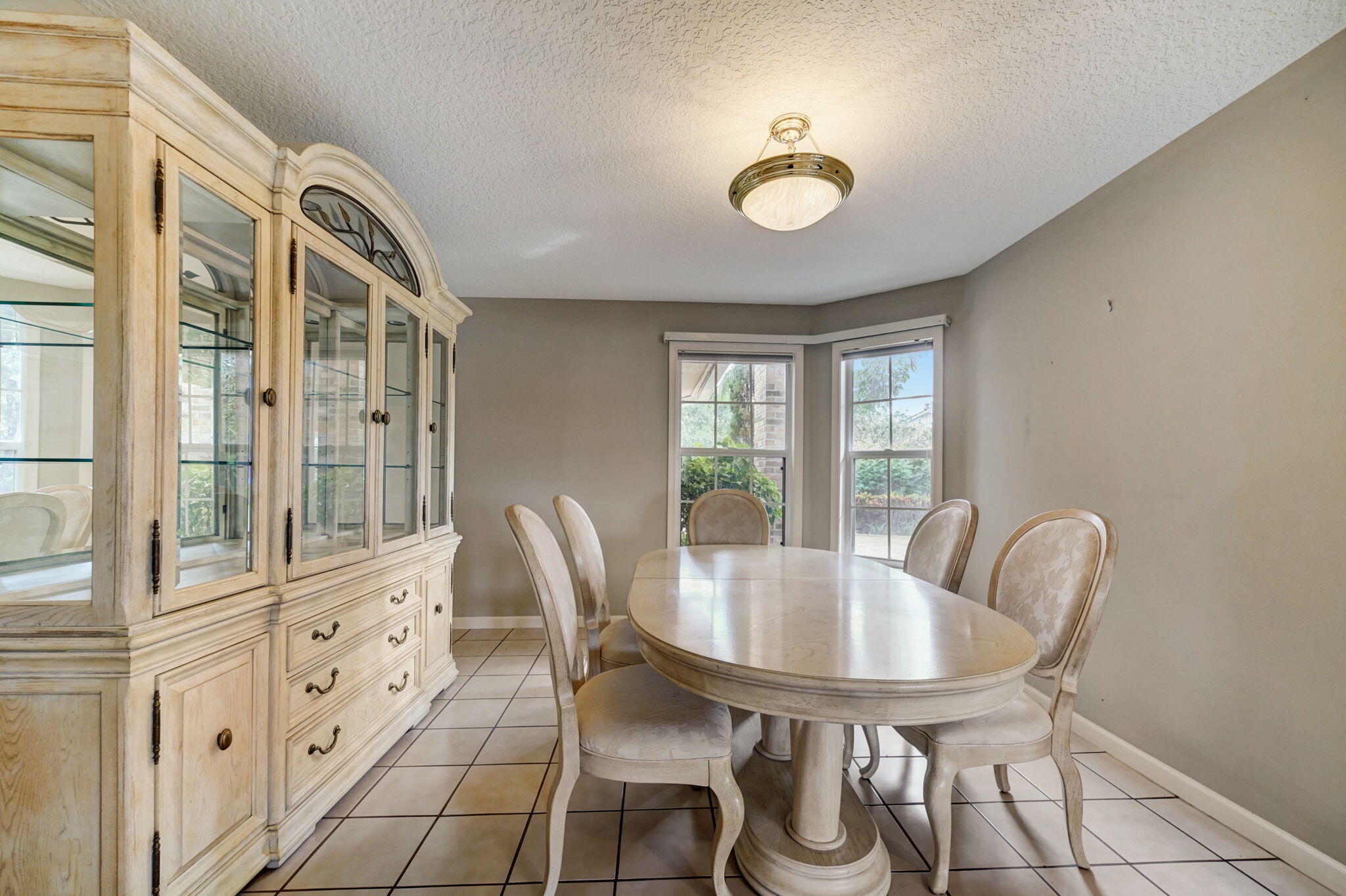 18761 SE River Ridge Road