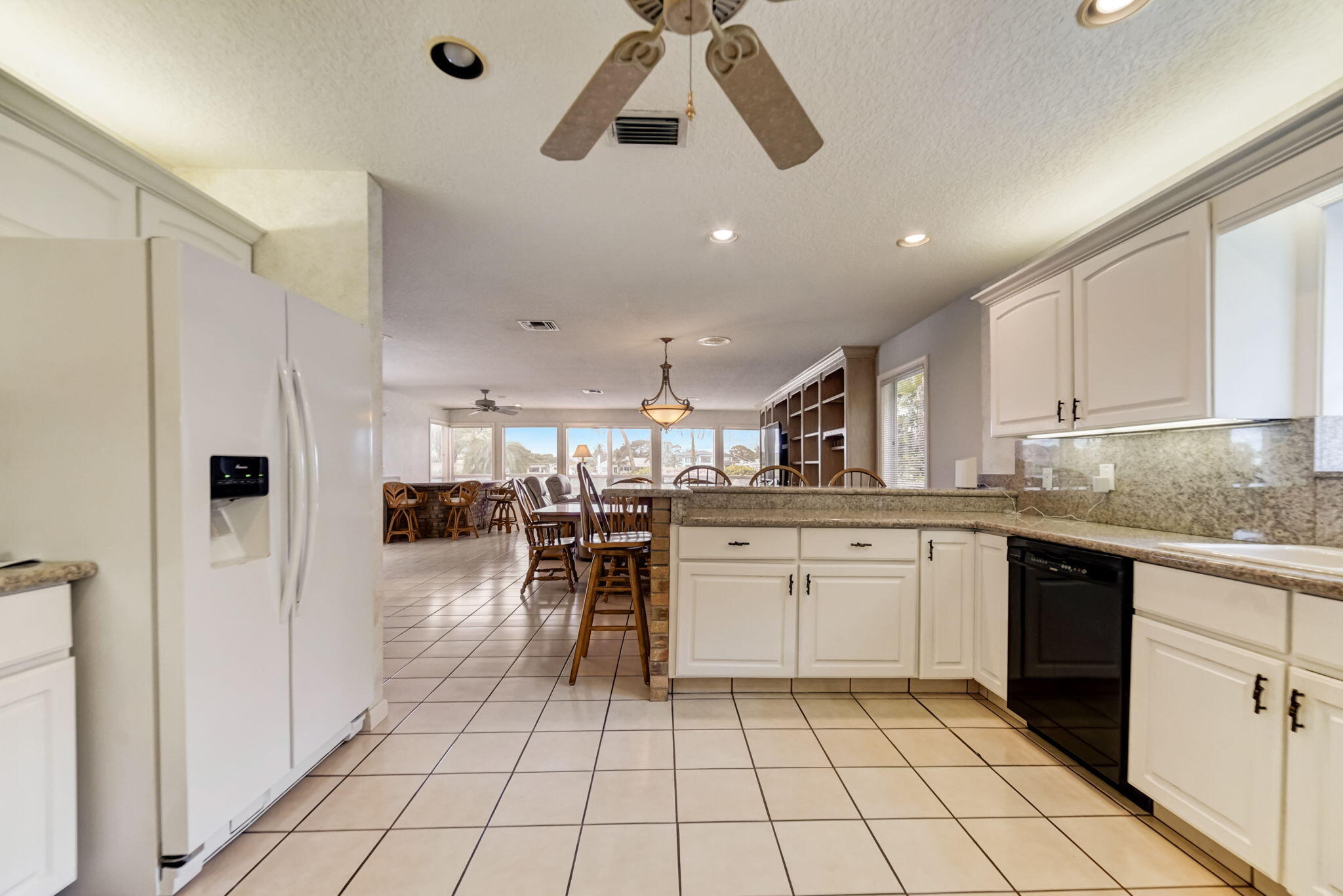 18761 SE River Ridge Road