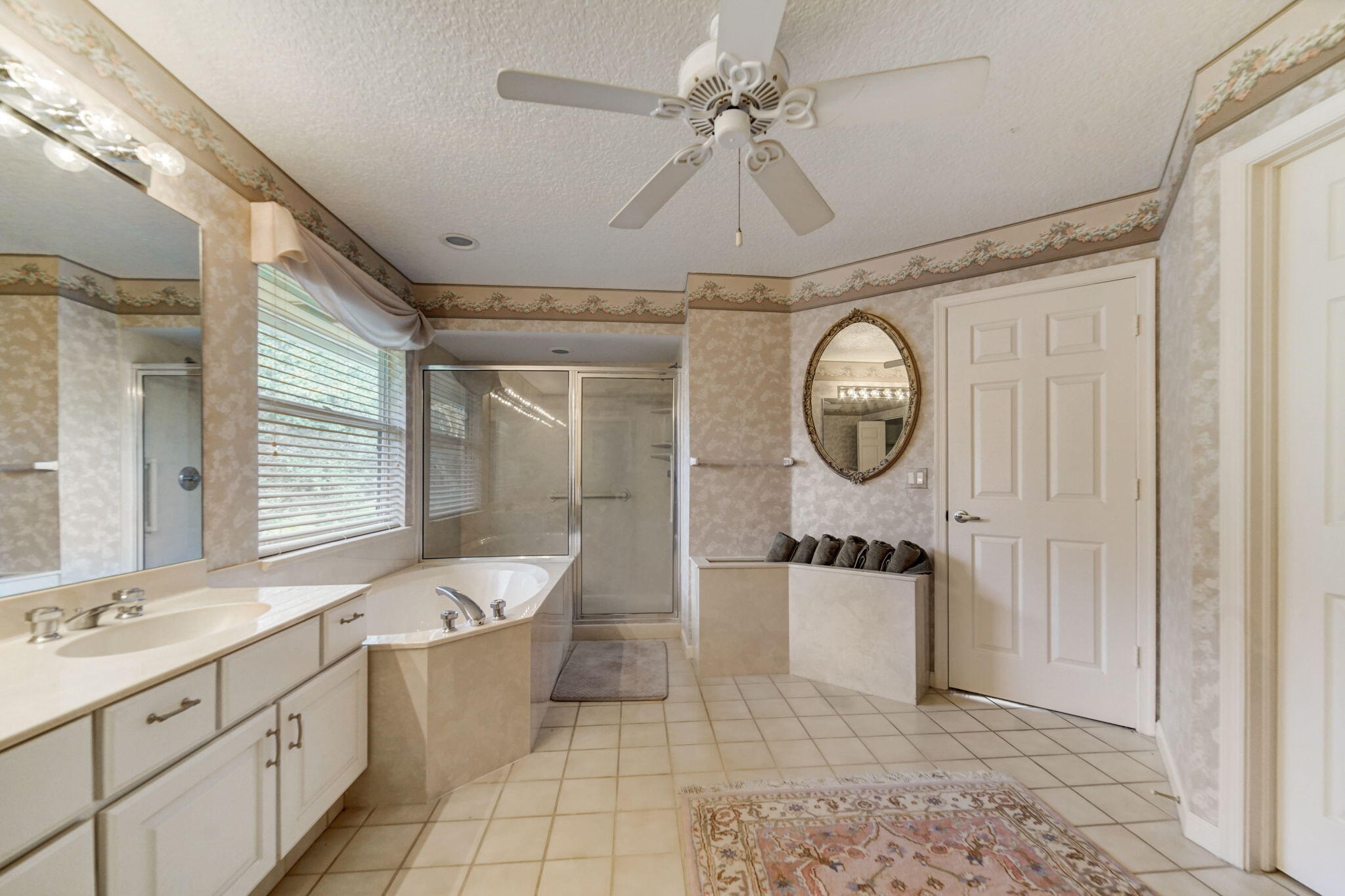 18761 SE River Ridge Road