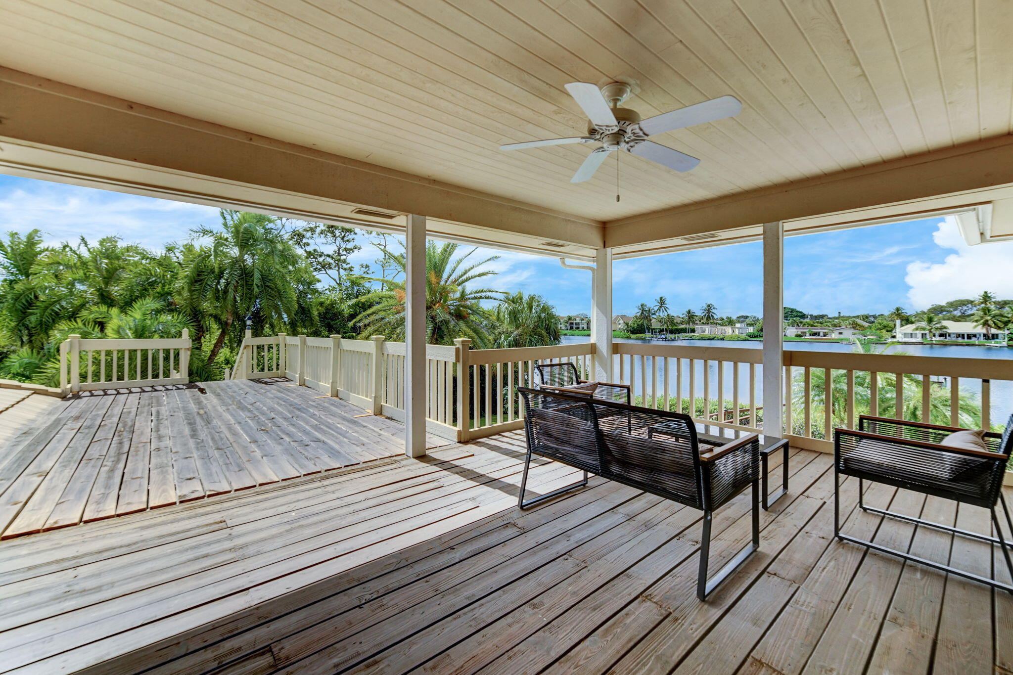 18761 SE River Ridge Road