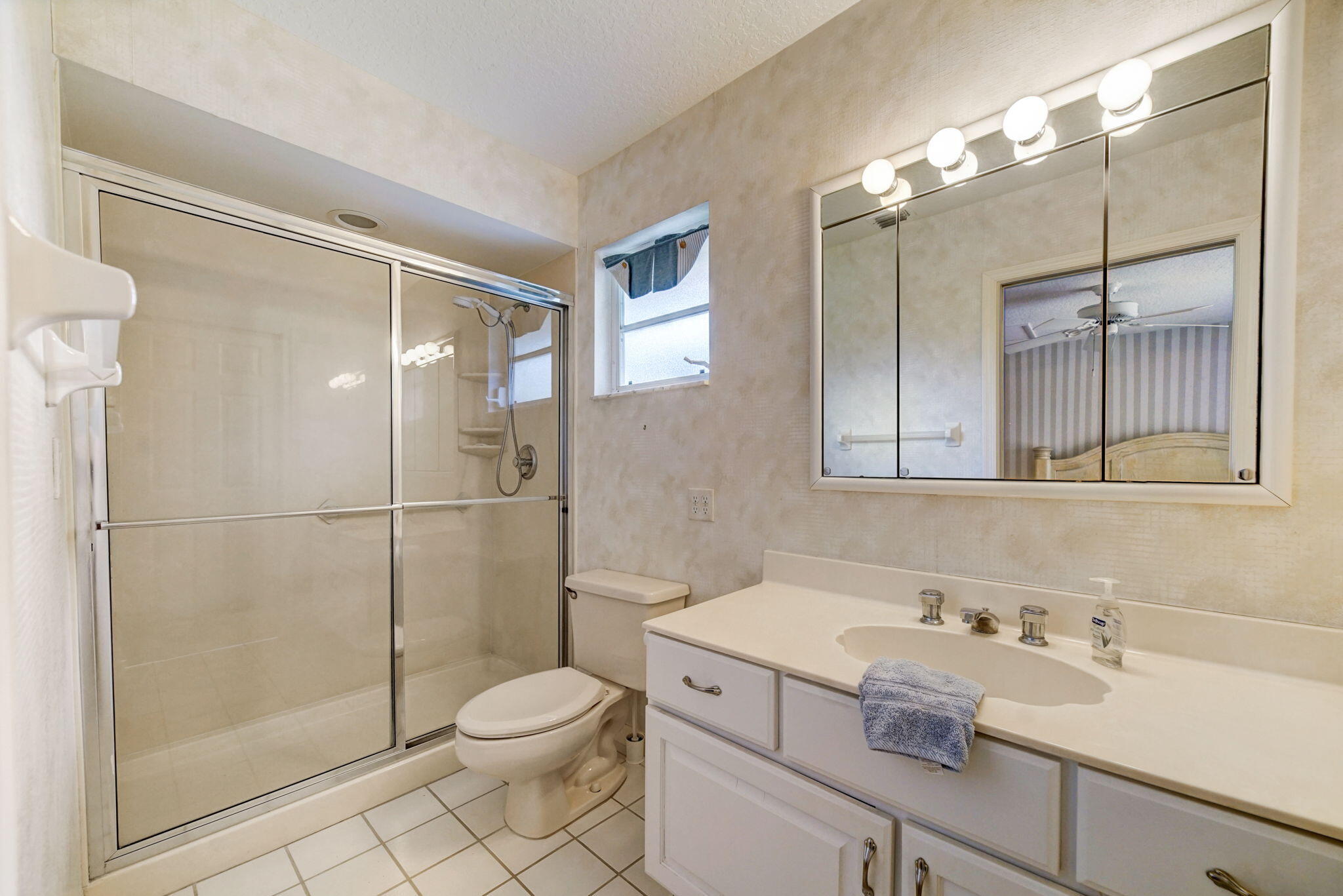 18761 SE River Ridge Road