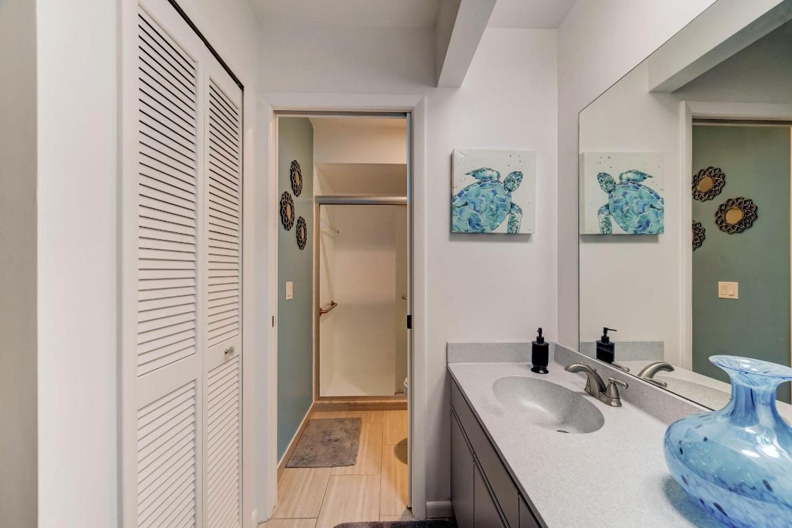 8920 SE Eaglewood Way