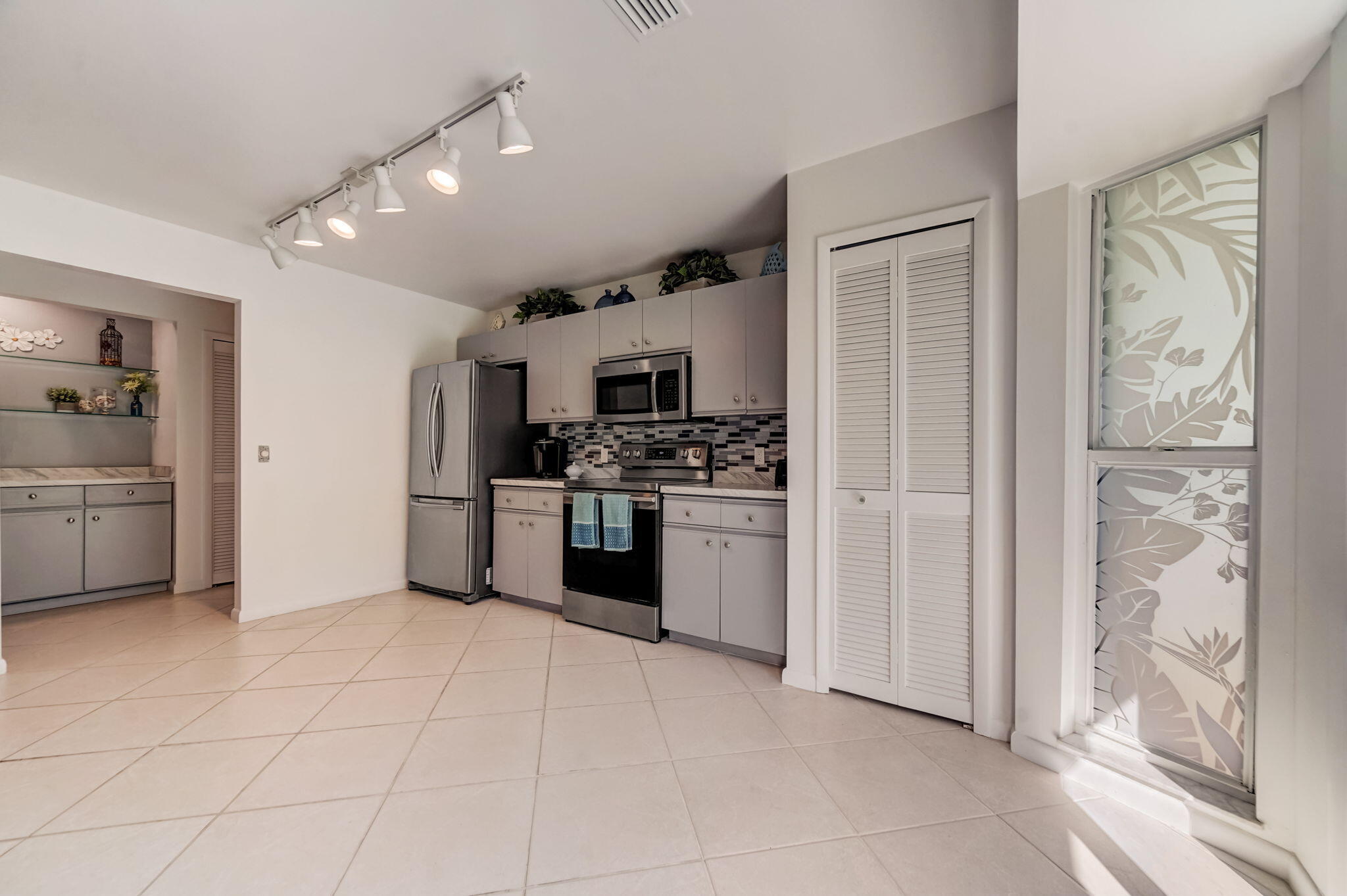 8920 SE Eaglewood Way