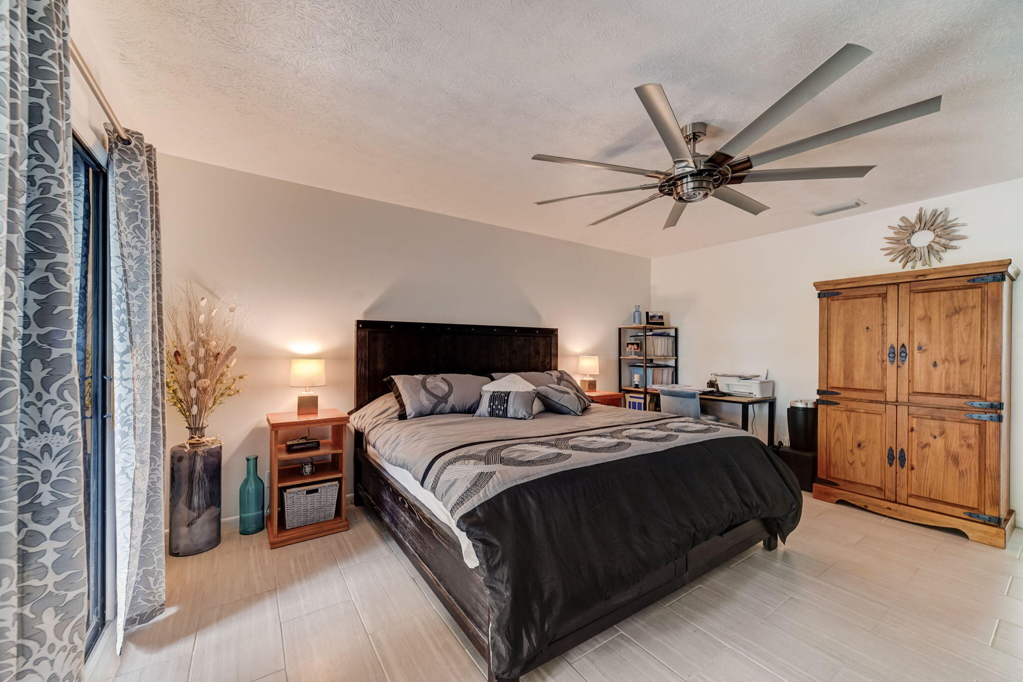 8920 SE Eaglewood Way