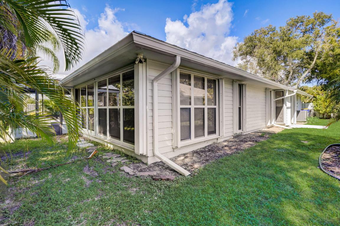 8920 SE Eaglewood Way