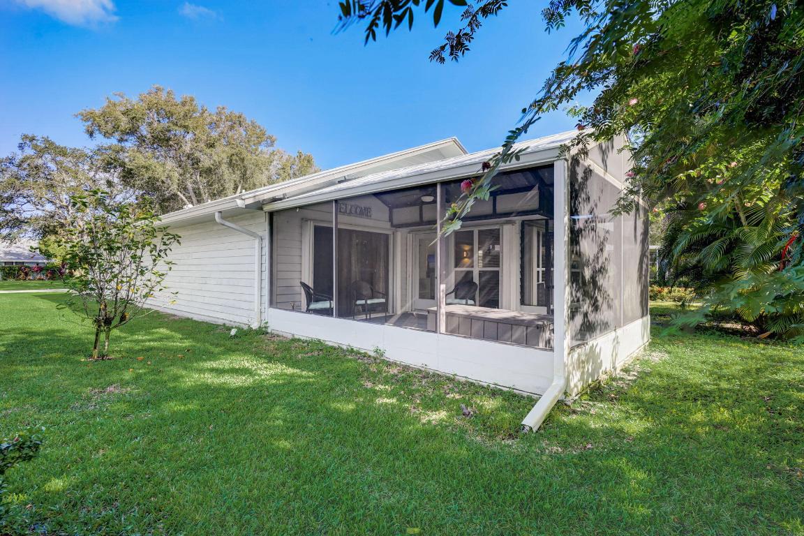 8920 SE Eaglewood Way