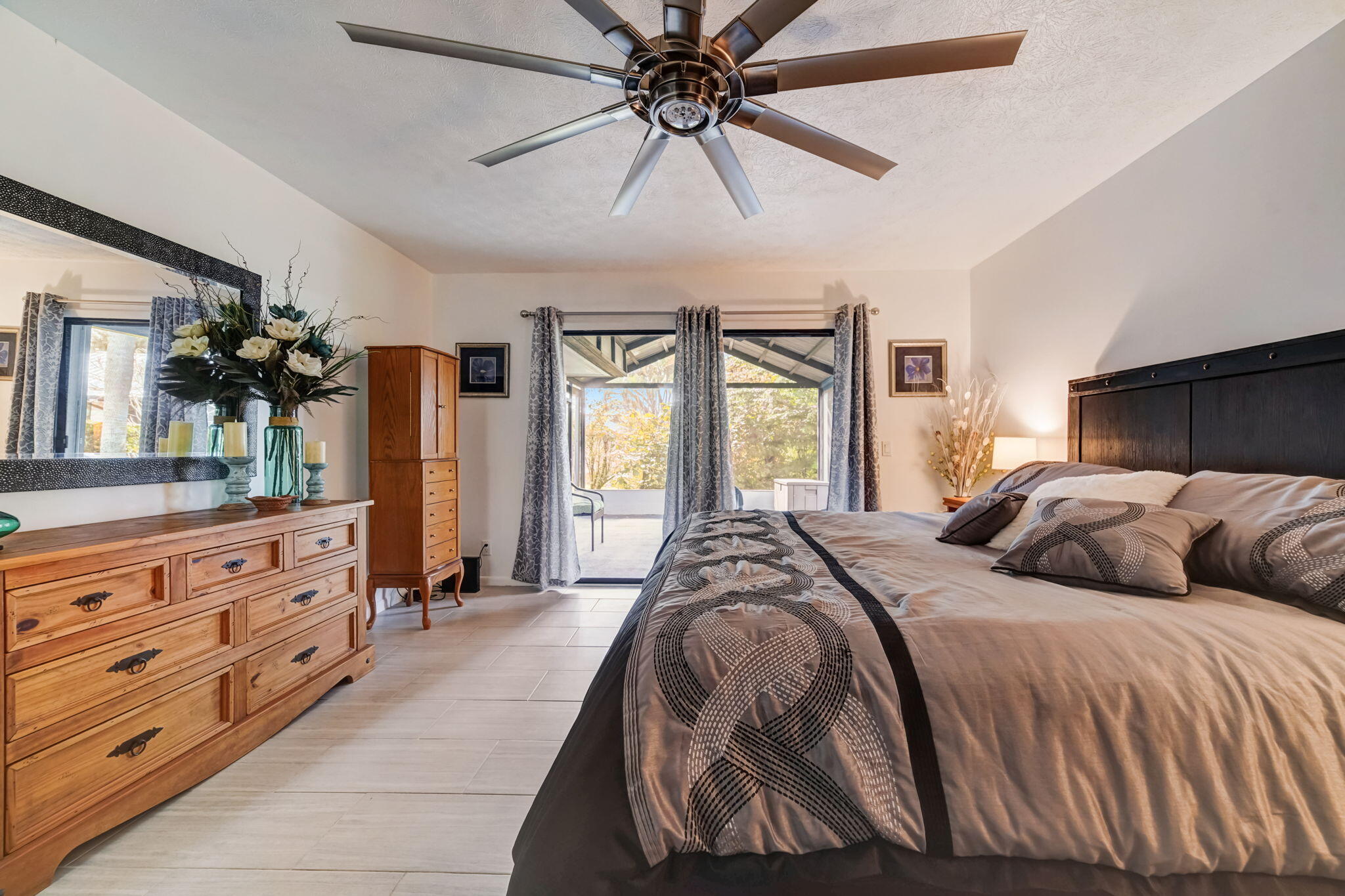 8920 SE Eaglewood Way