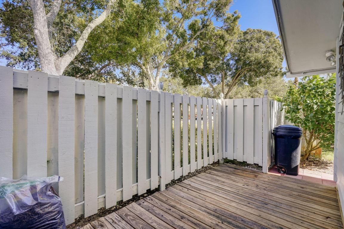 8920 SE Eaglewood Way