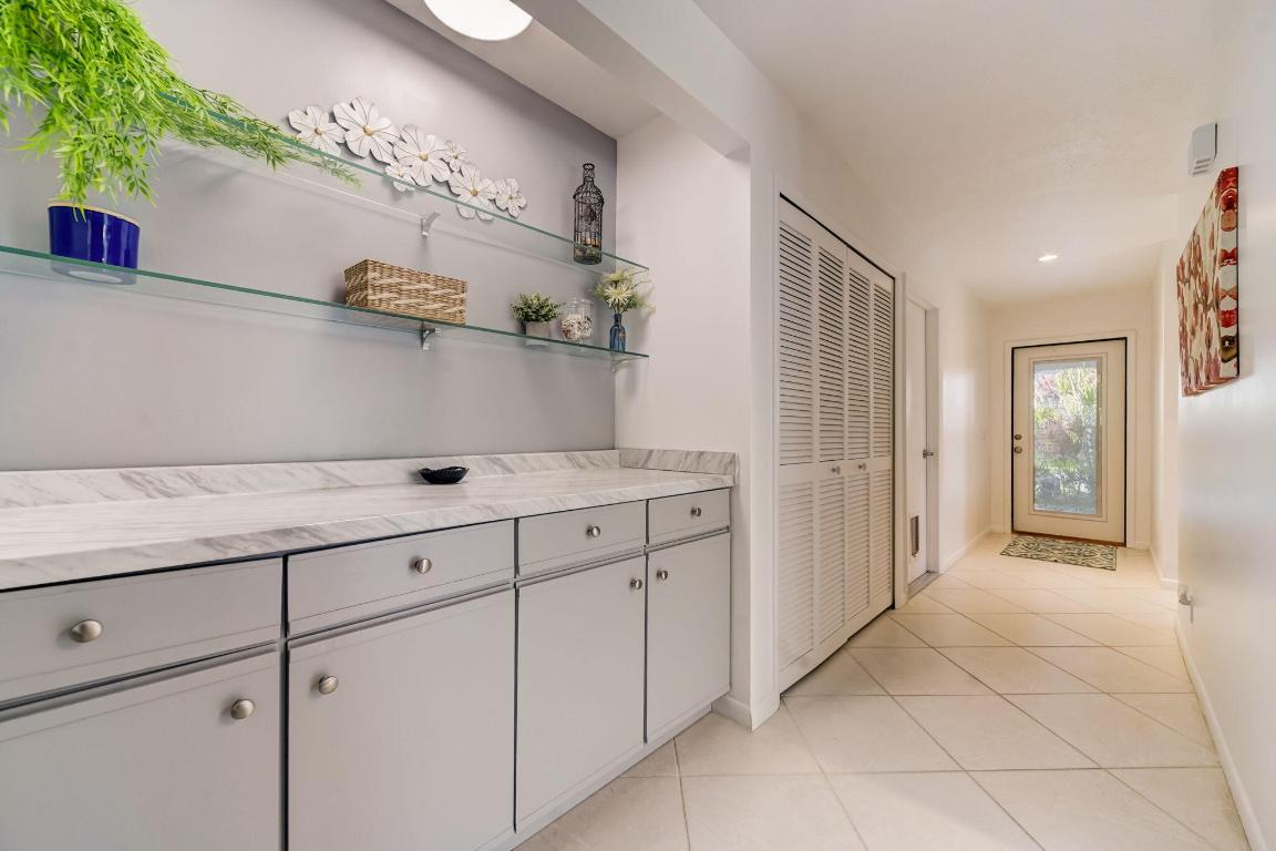 8920 SE Eaglewood Way