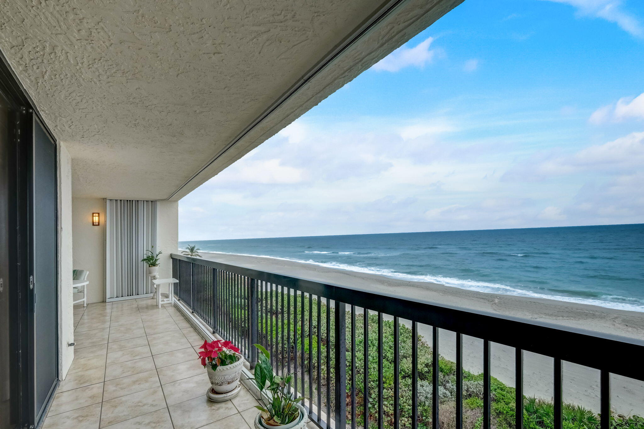 19670 Beach Road C513