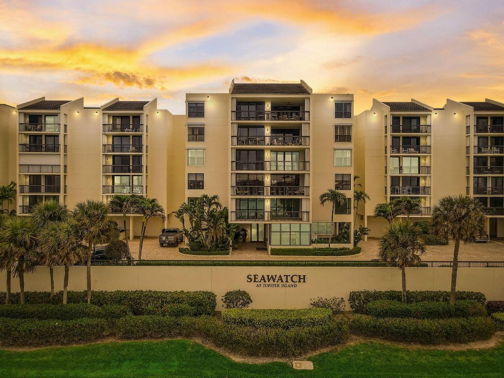 19670 Beach Road C513