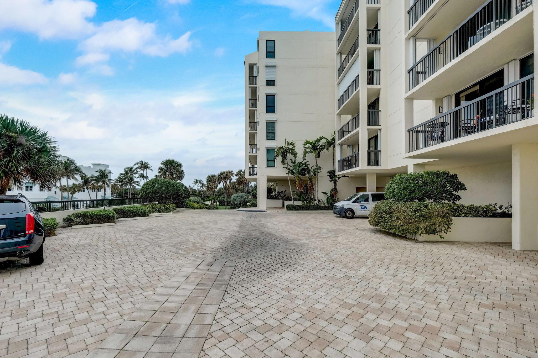 19670 Beach Road C513