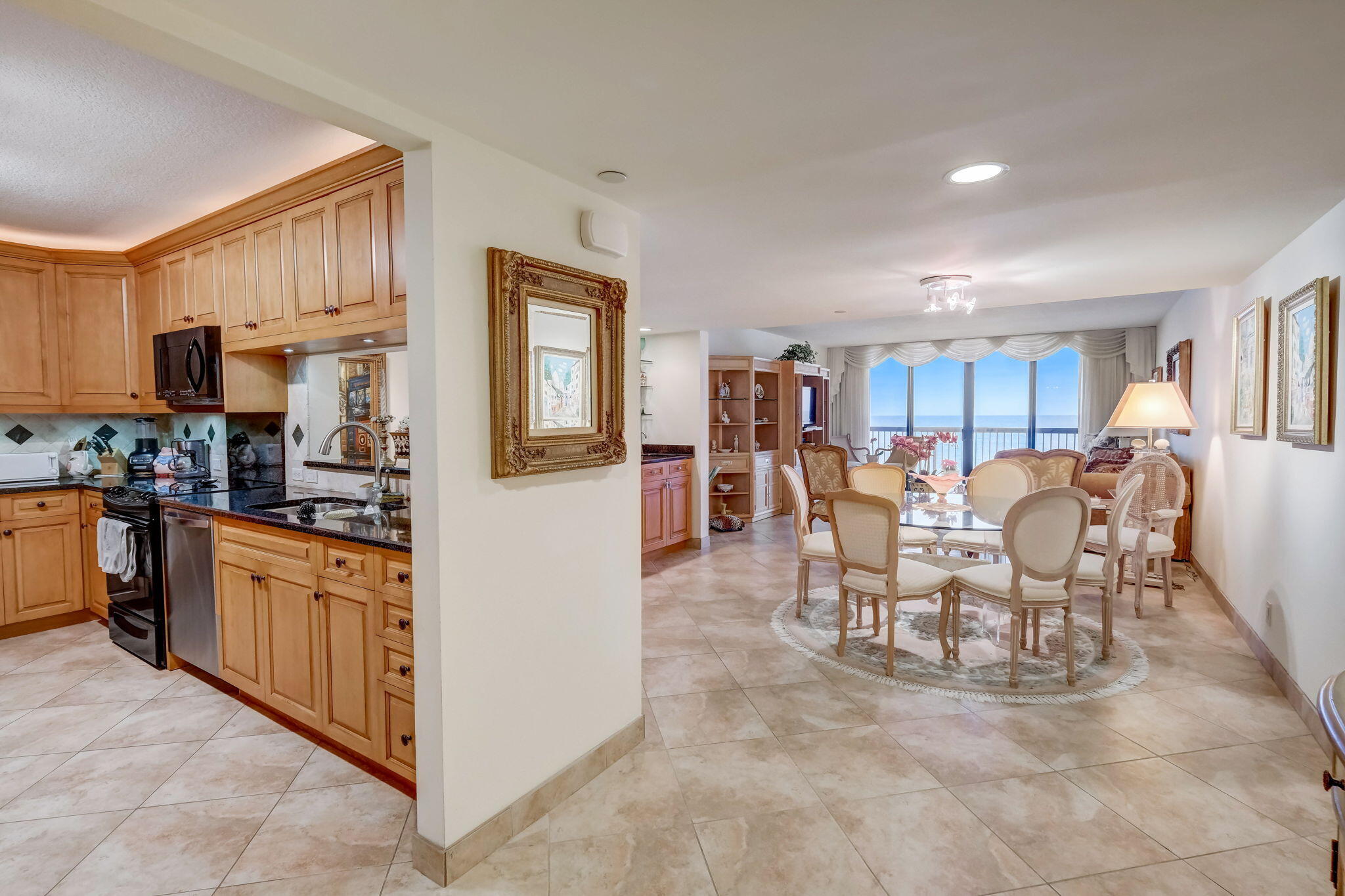 19670 Beach Road C513