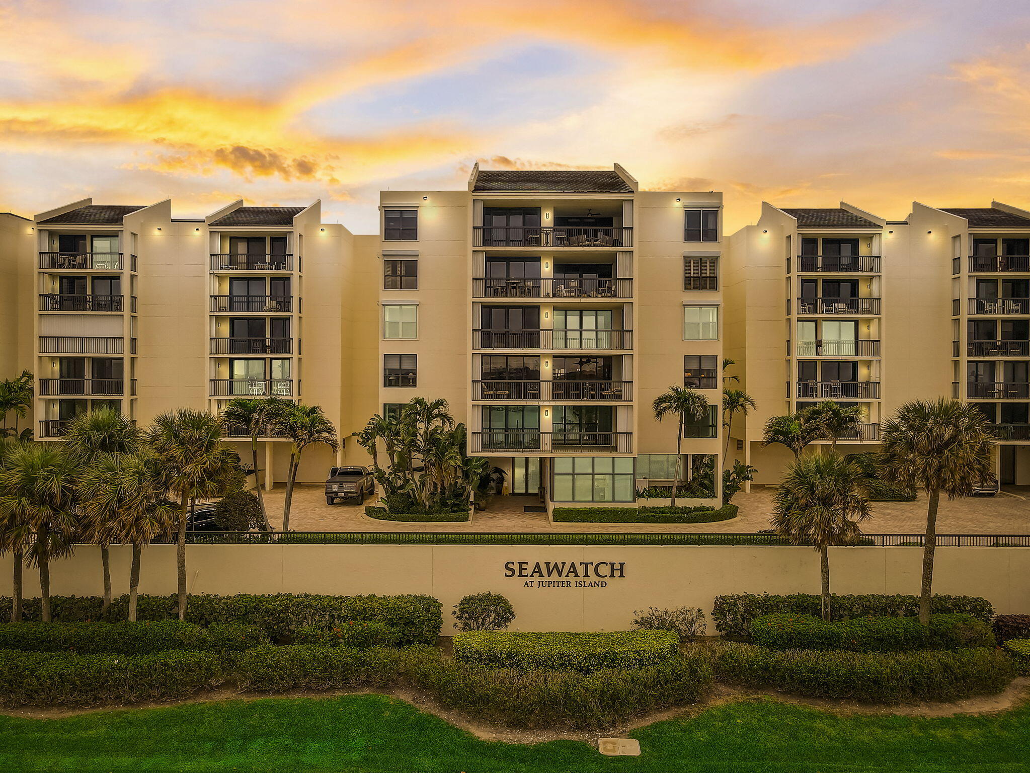 19670 Beach Road C513